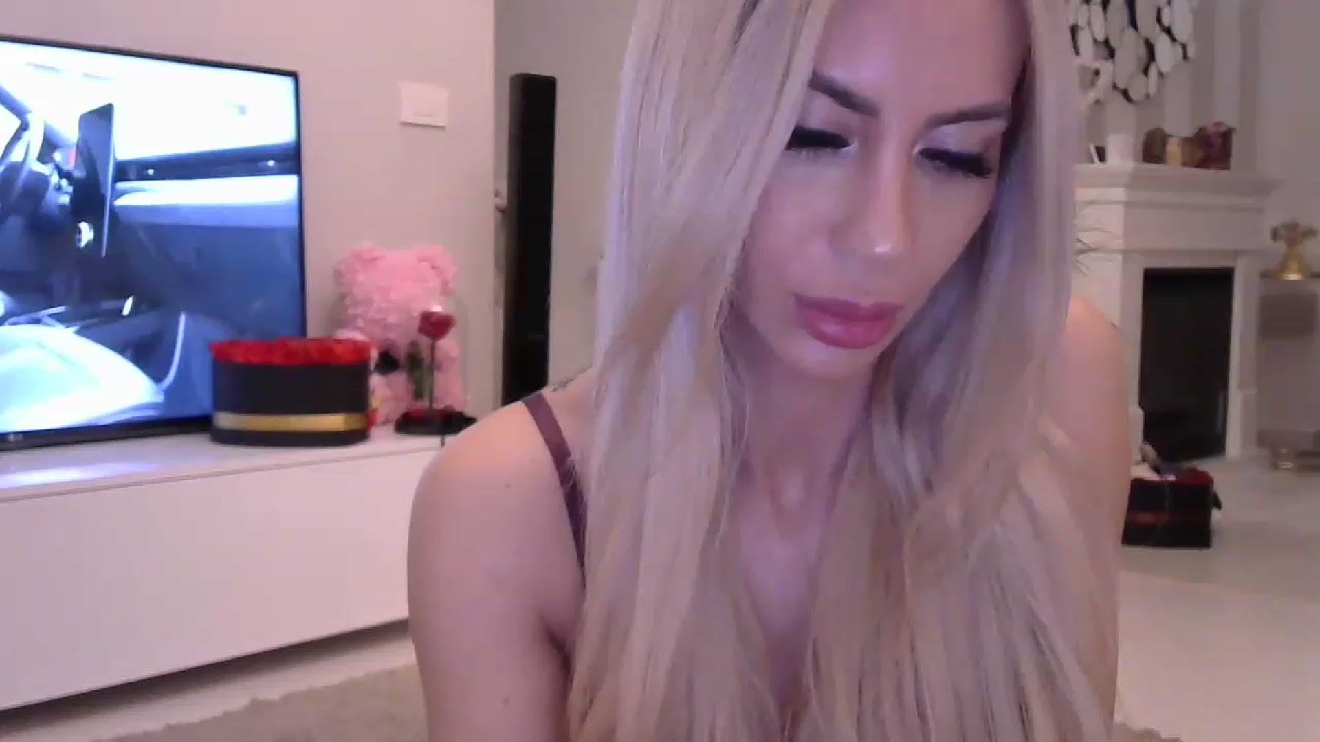 Gallery image thumbnail from Missy_alena's myfreecams stream on, 04/19/2023, 23:57 image 19 of 20