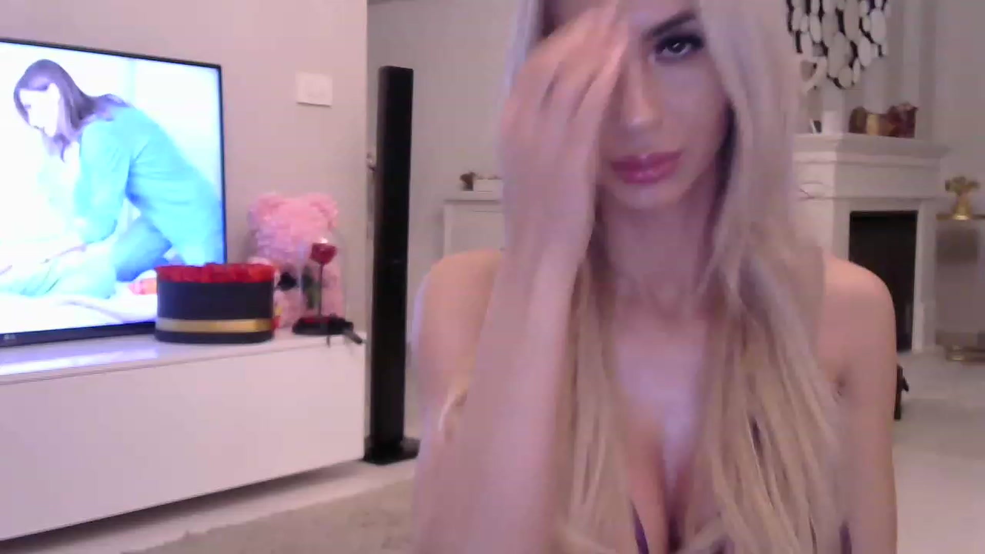 Gallery image thumbnail from Missy_alena's myfreecams stream on, 04/19/2023, 23:57 image 6 of 20