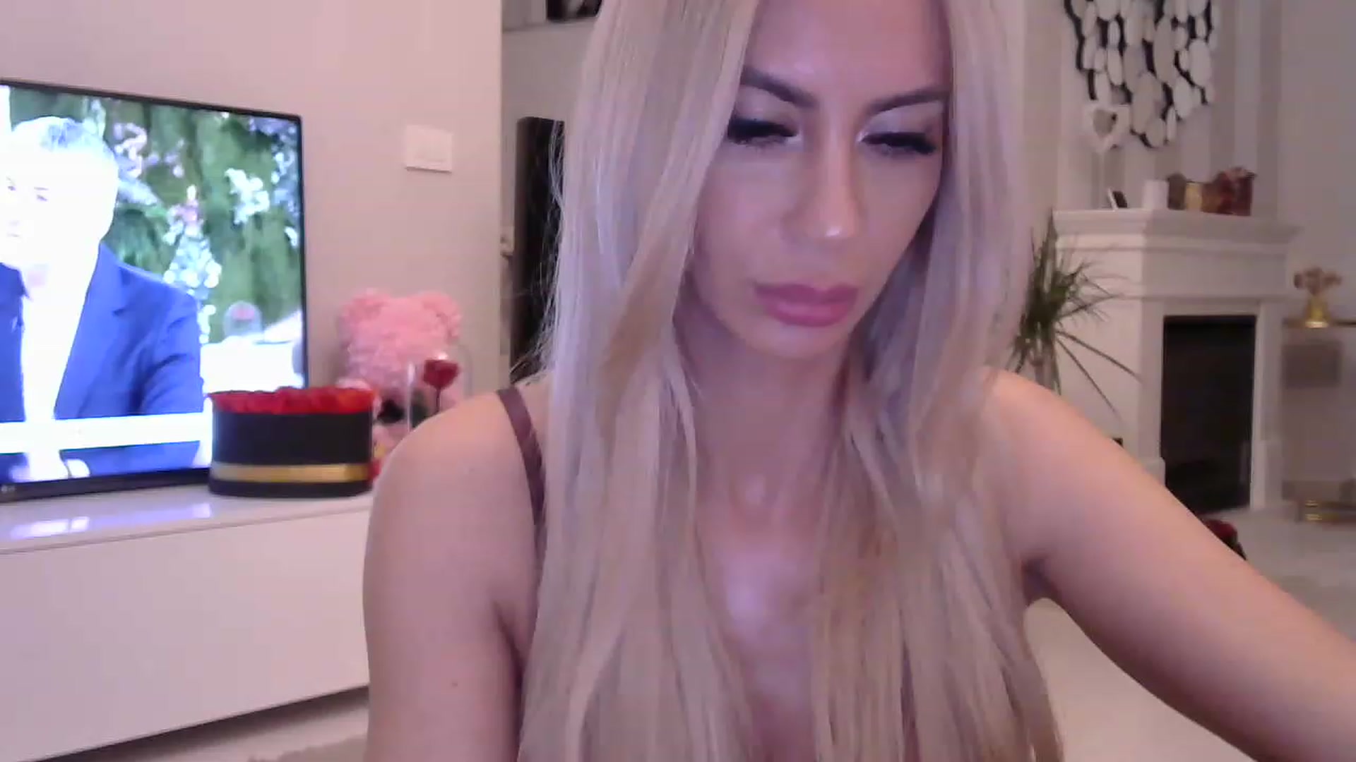 Gallery image thumbnail from Missy_alena's myfreecams stream on, 04/20/2023, 24:56 image 15 of 20