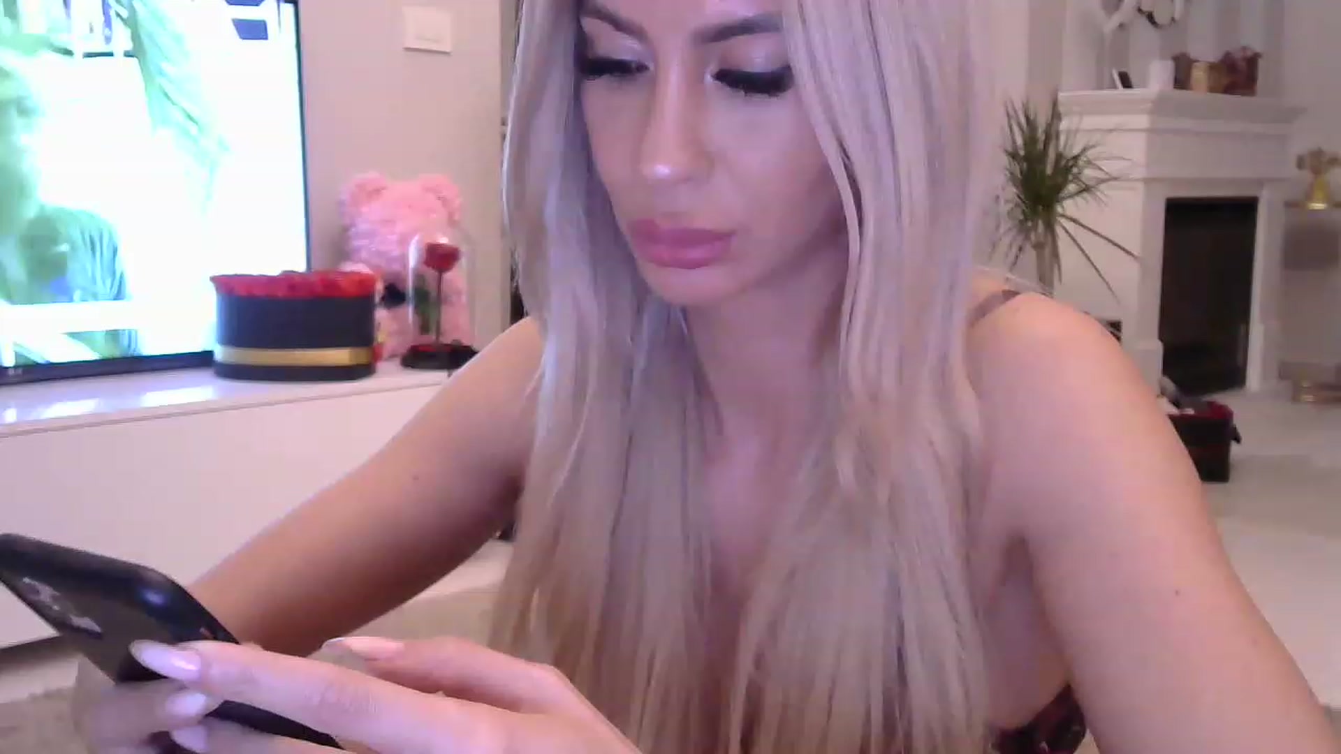Gallery image thumbnail from Missy_alena's myfreecams stream on, 04/20/2023, 24:56 image 11 of 20