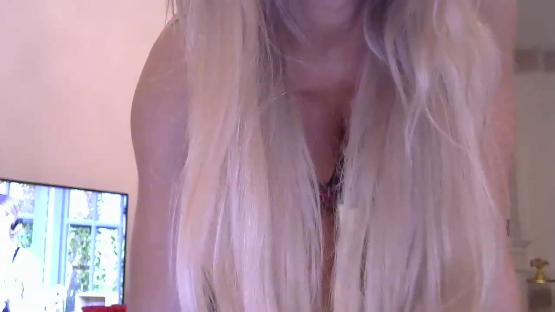 Gallery image thumbnail from Missy_alena's myfreecams stream on, 04/20/2023, 24:56 image 3 of 20