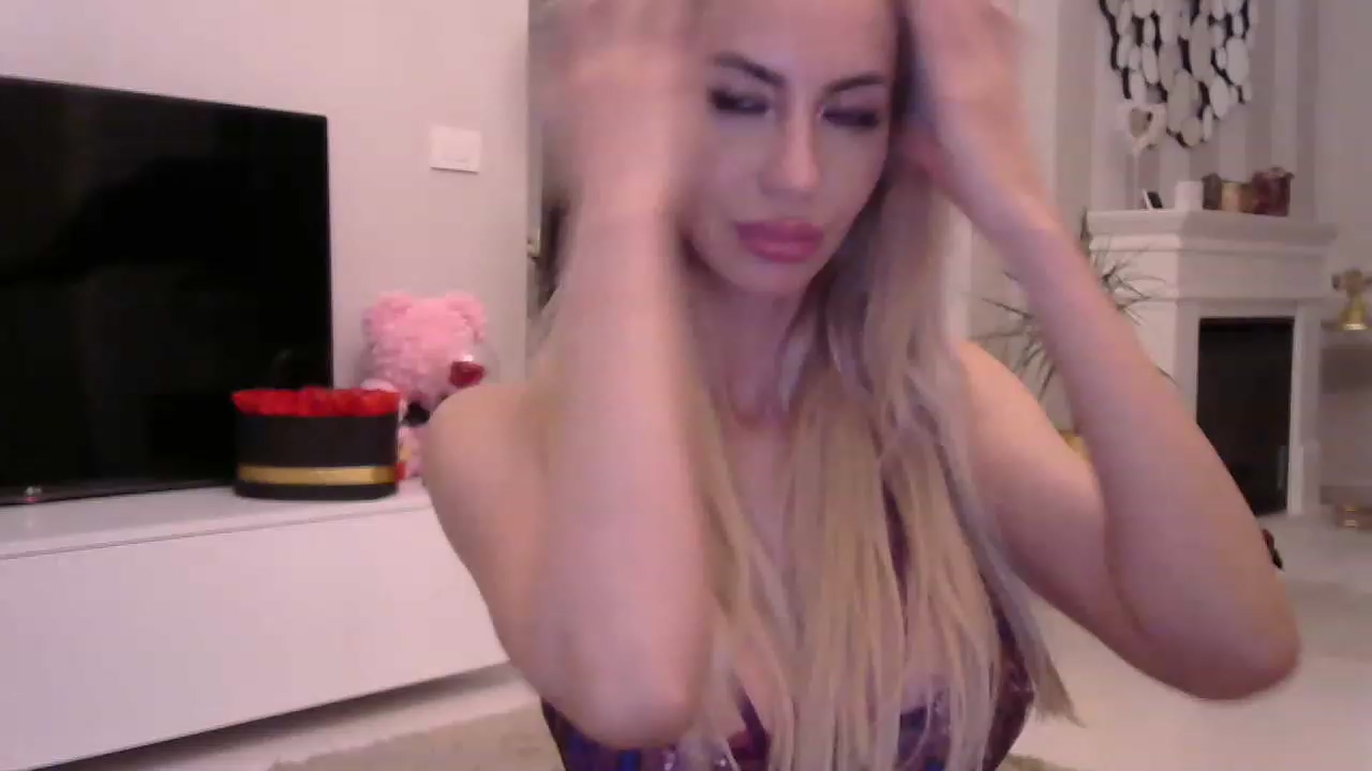Gallery image thumbnail from Missy_alena's myfreecams stream on, 04/20/2023, 02:10 image 14 of 20