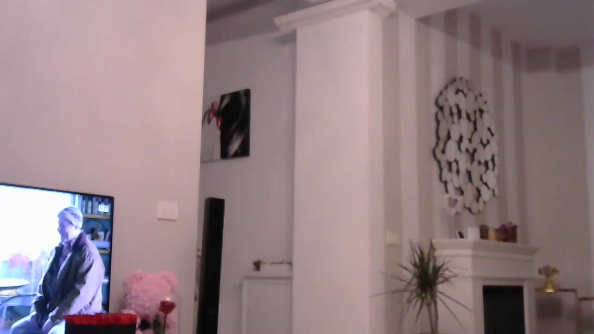 Gallery image thumbnail from Missy_alena's myfreecams stream on, 04/22/2023, 01:35 image 3 of 20
