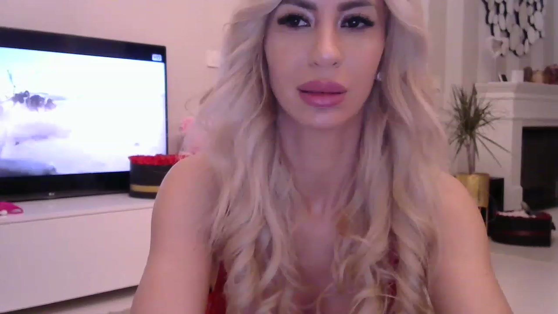 Gallery image thumbnail from Missy_alena's myfreecams stream on, 04/24/2023, 22:02 image 13 of 20
