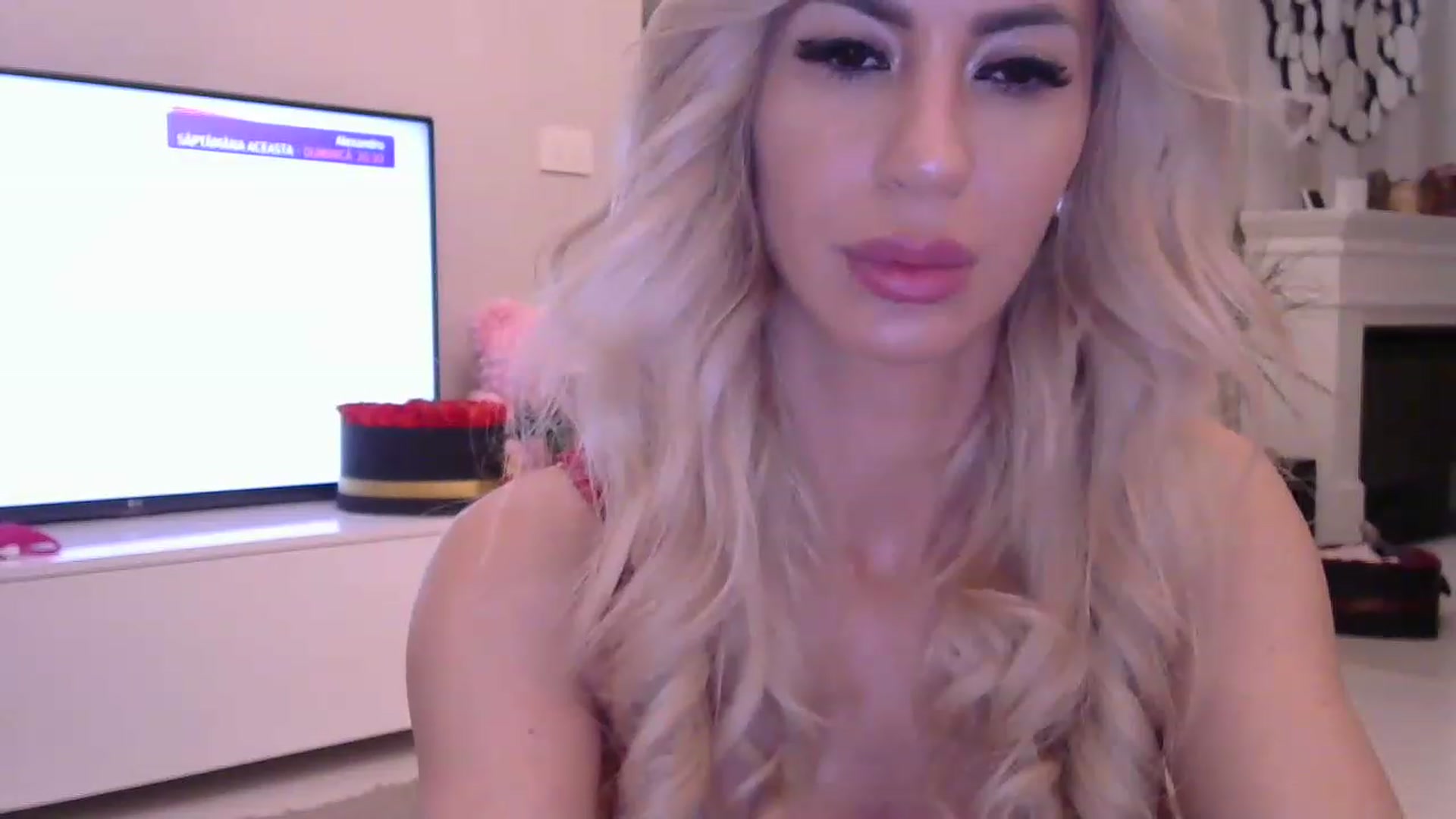 Gallery image thumbnail from Missy_alena's myfreecams stream on, 04/24/2023, 22:02 image 6 of 20