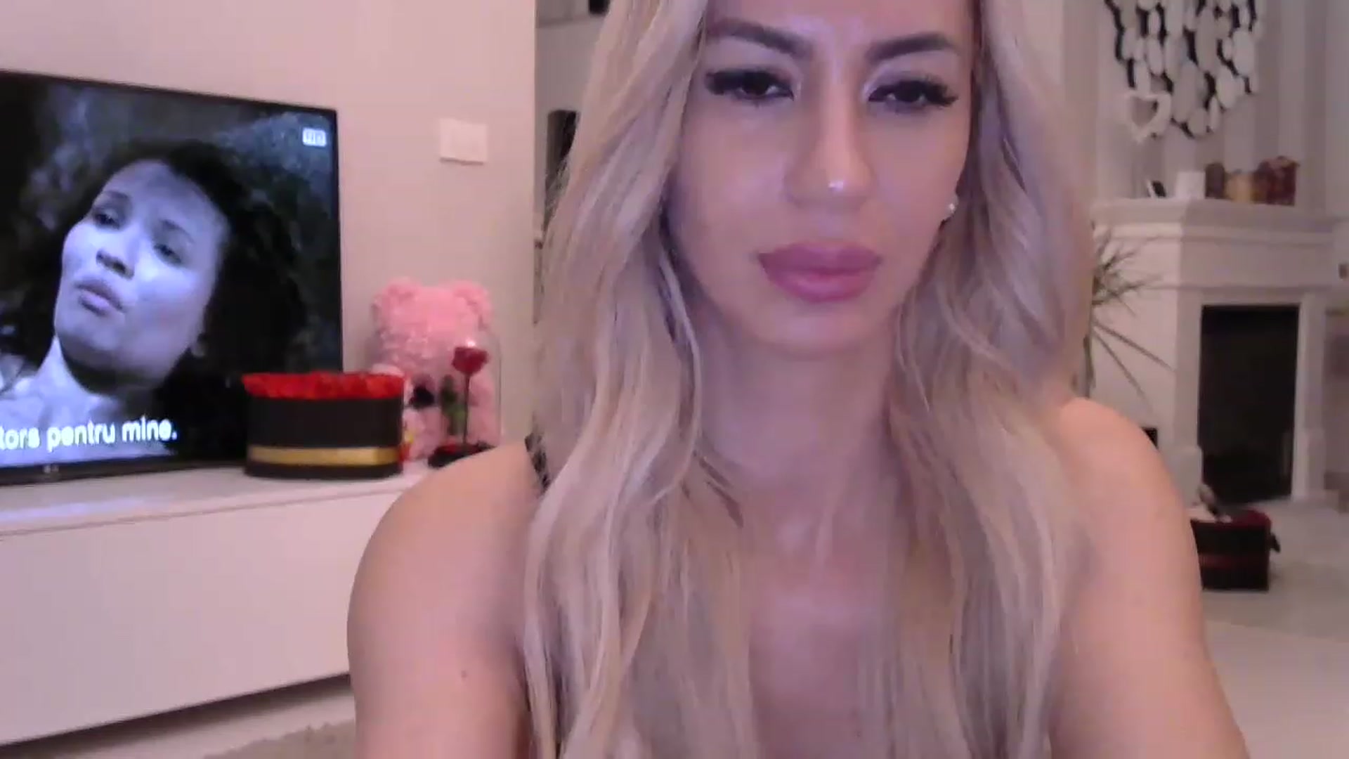 Gallery image thumbnail from Missy_alena's myfreecams stream on, 05/02/2023, 01:19 image 3 of 20
