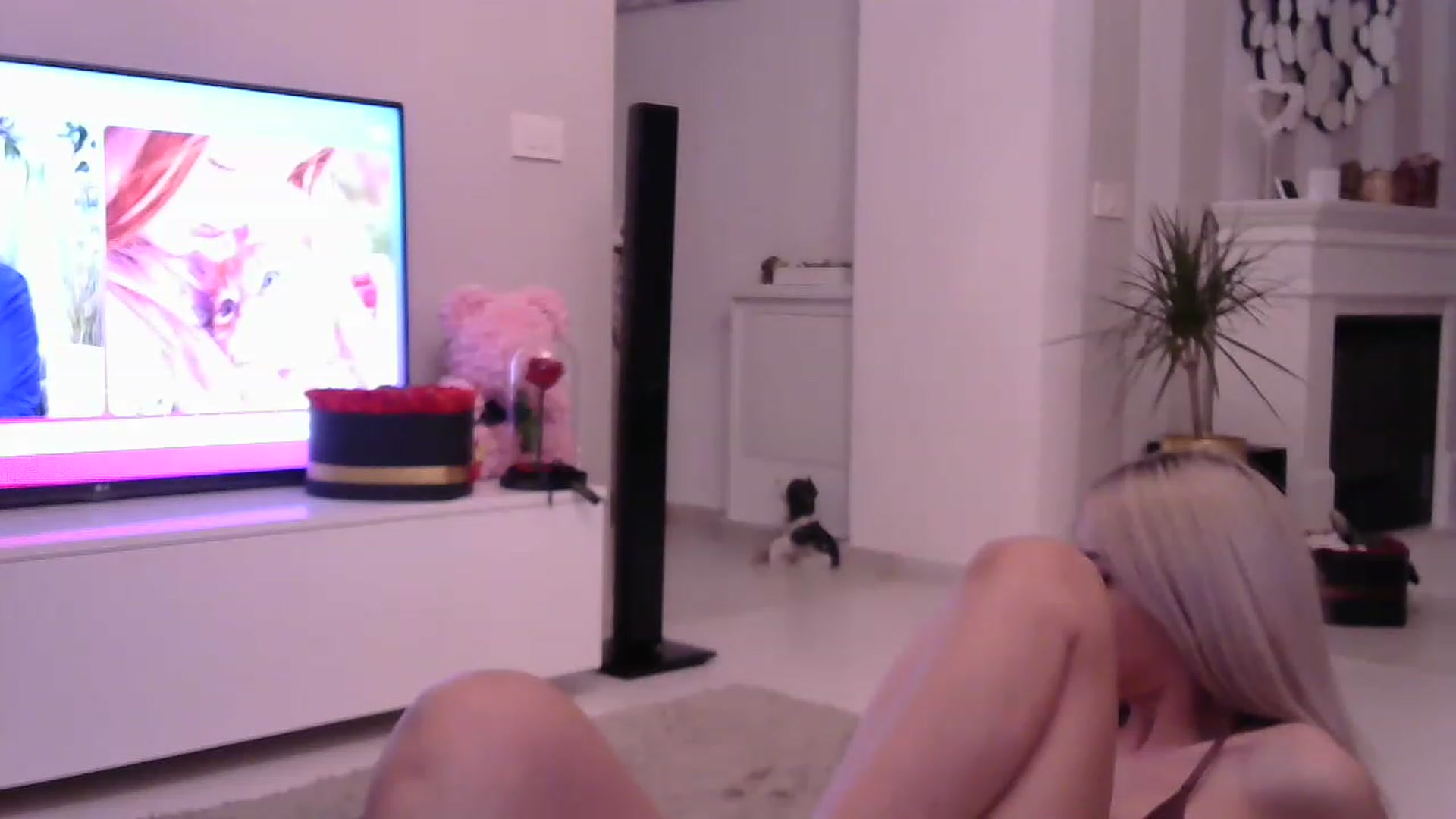 Gallery image thumbnail from Missy_alena's myfreecams stream on, 05/04/2023, 01:51 image 18 of 20