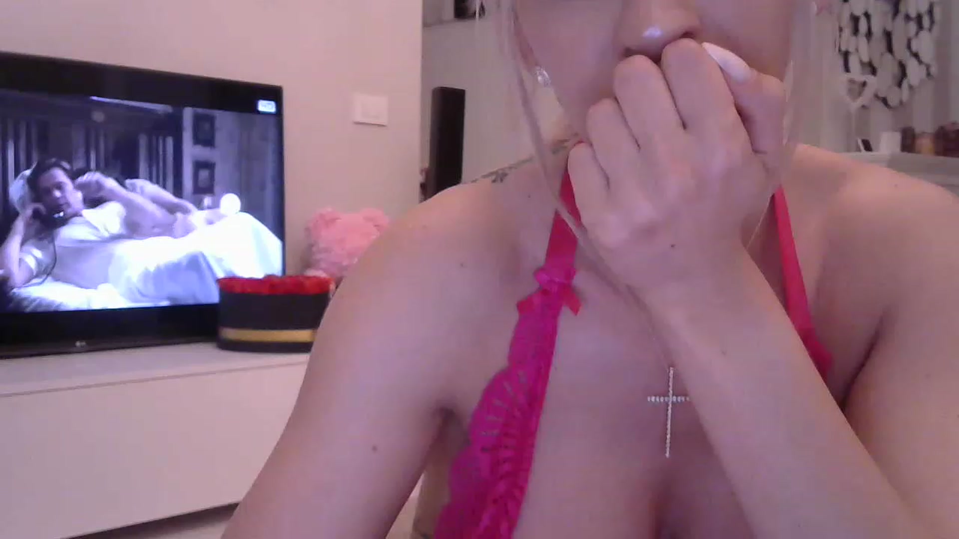 Gallery image thumbnail from Missy_alena's myfreecams stream on, 05/07/2023, 02:08 image 3 of 20