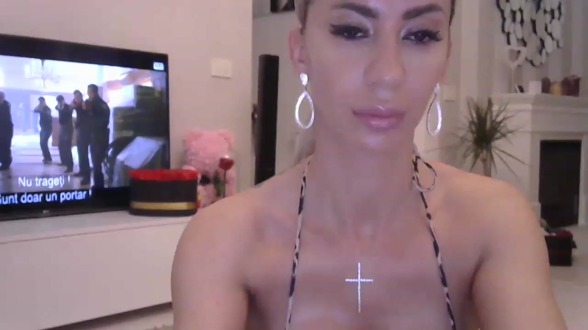 Gallery image thumbnail from Missy_alena's myfreecams stream on, 05/08/2023, 21:38 image 15 of 20