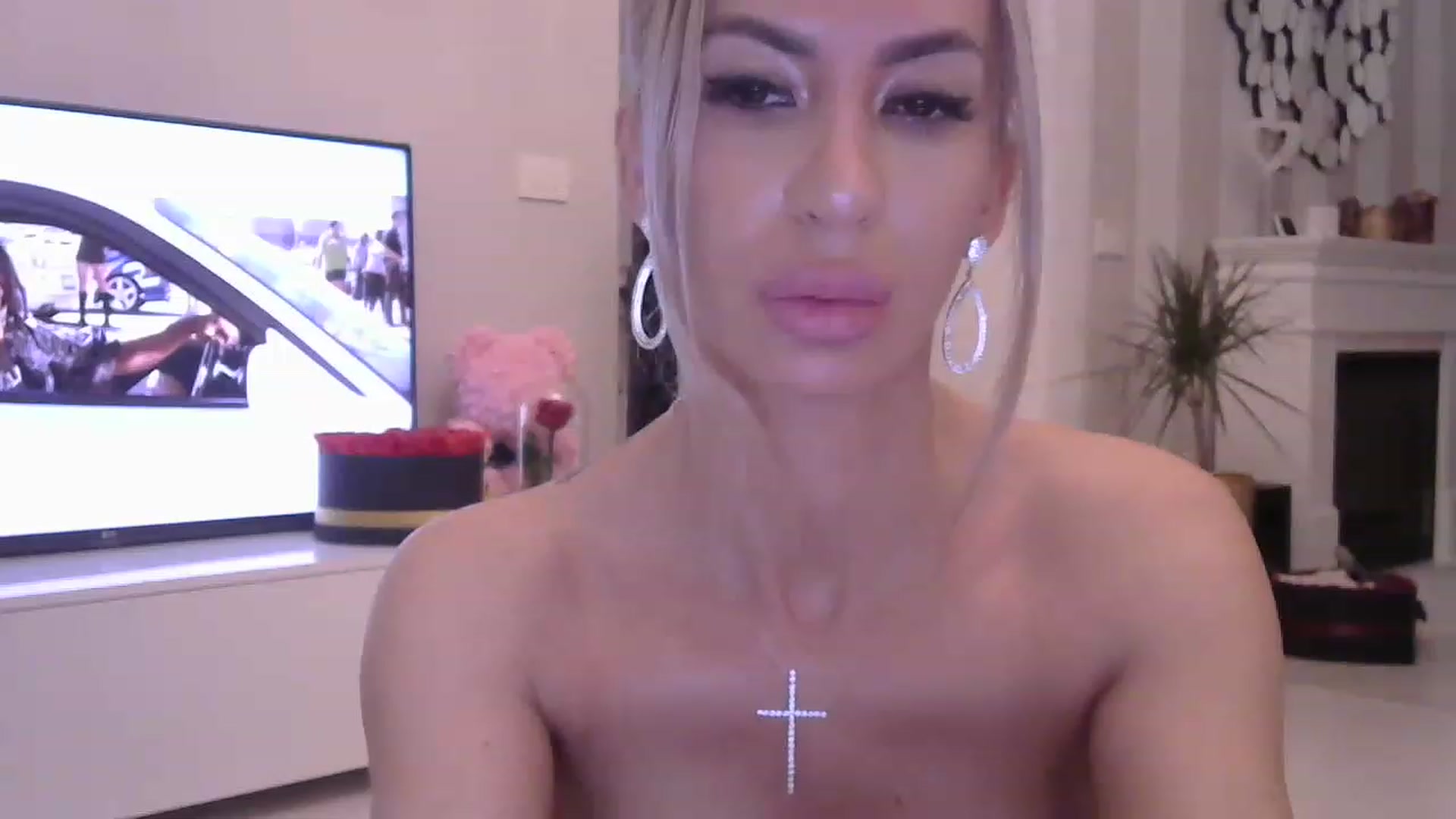 Gallery image thumbnail from Missy_alena's myfreecams stream on, 05/09/2023, 23:47 image 1 of 20