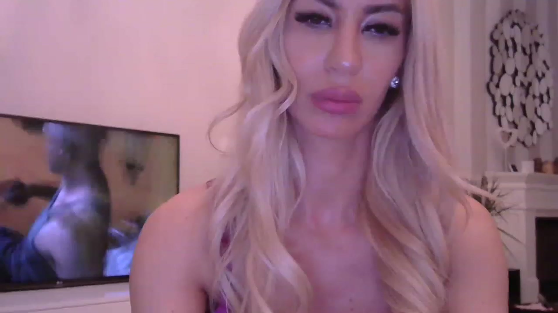 Gallery image thumbnail from Missy_alena's myfreecams stream on, 05/15/2023, 22:47 image 12 of 20