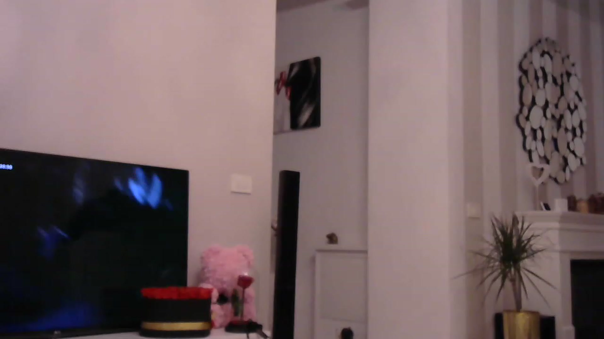 Gallery image thumbnail from Missy_alena's myfreecams stream on, 05/22/2023, 23:21 image 19 of 20