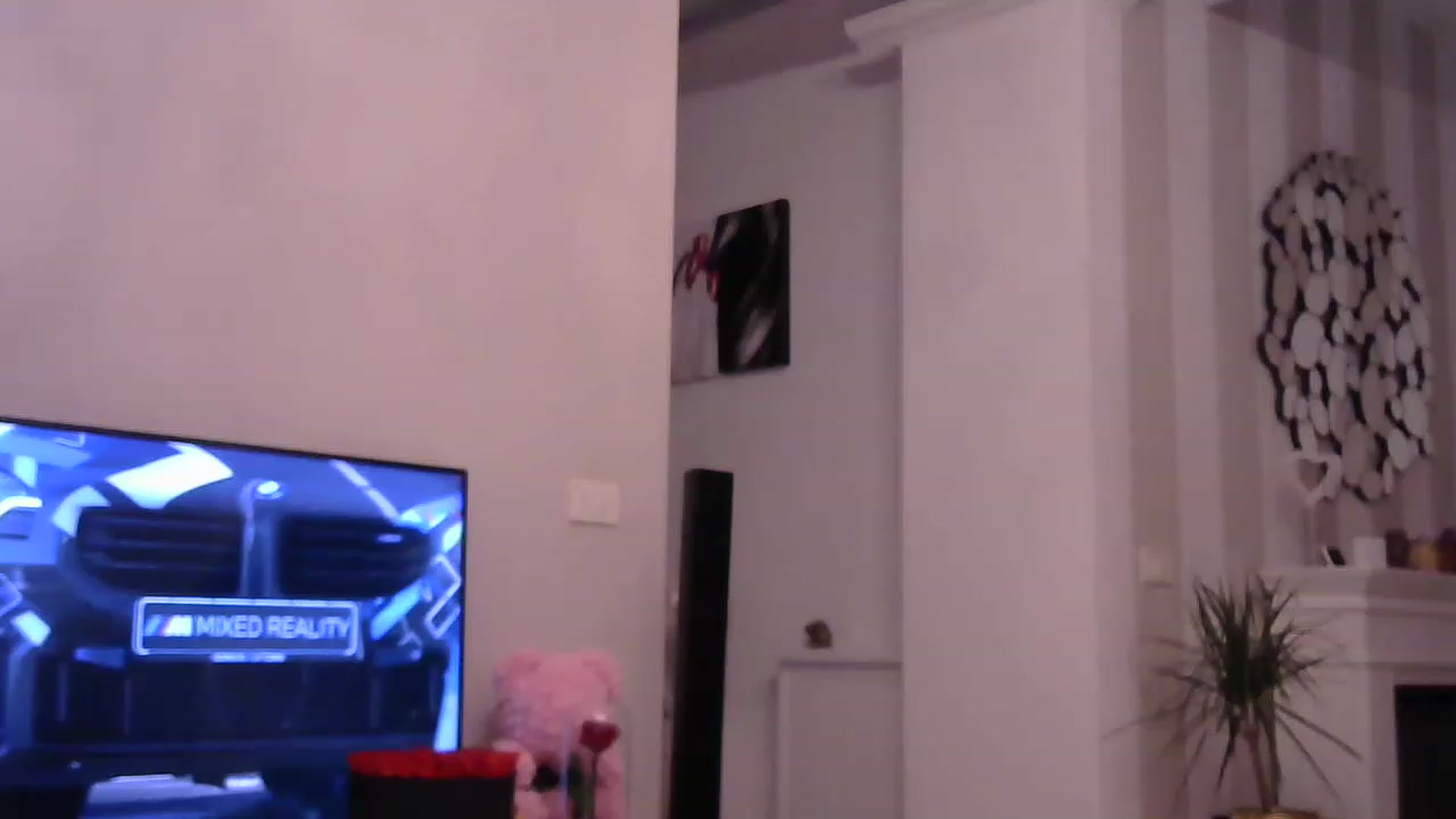 Gallery image thumbnail from Missy_alena's myfreecams stream on, 06/06/2023, 24:05 image 17 of 20