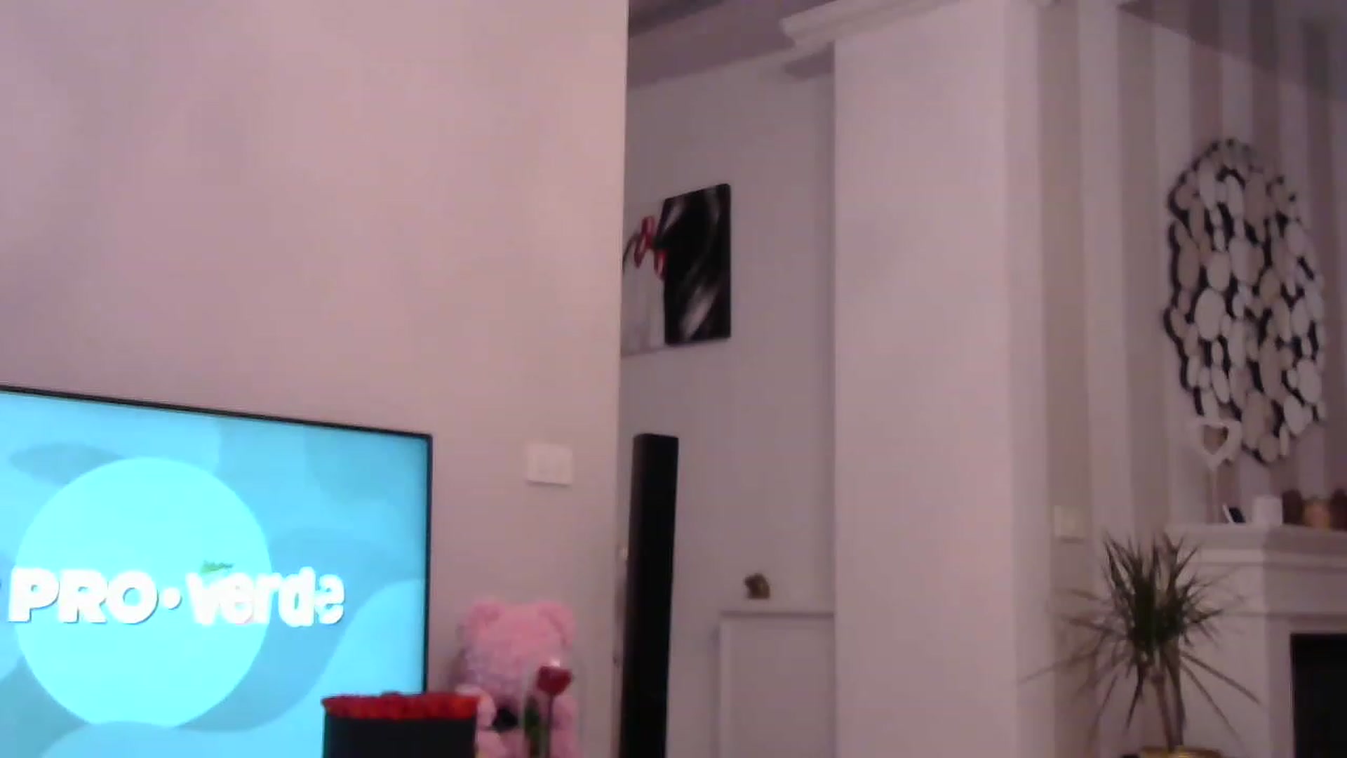 Gallery image thumbnail from Missy_alena's myfreecams stream on, 06/06/2023, 24:05 image 16 of 20
