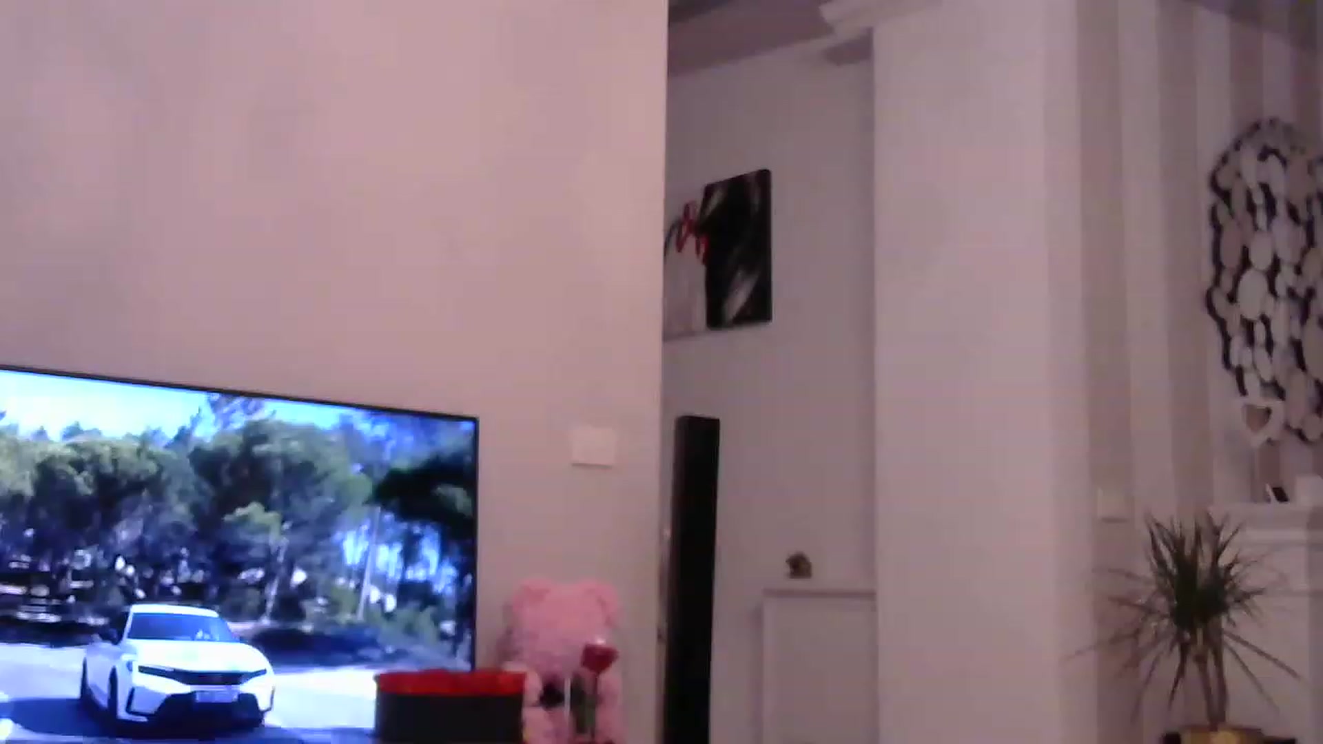 Gallery image thumbnail from Missy_alena's myfreecams stream on, 06/06/2023, 24:05 image 19 of 20
