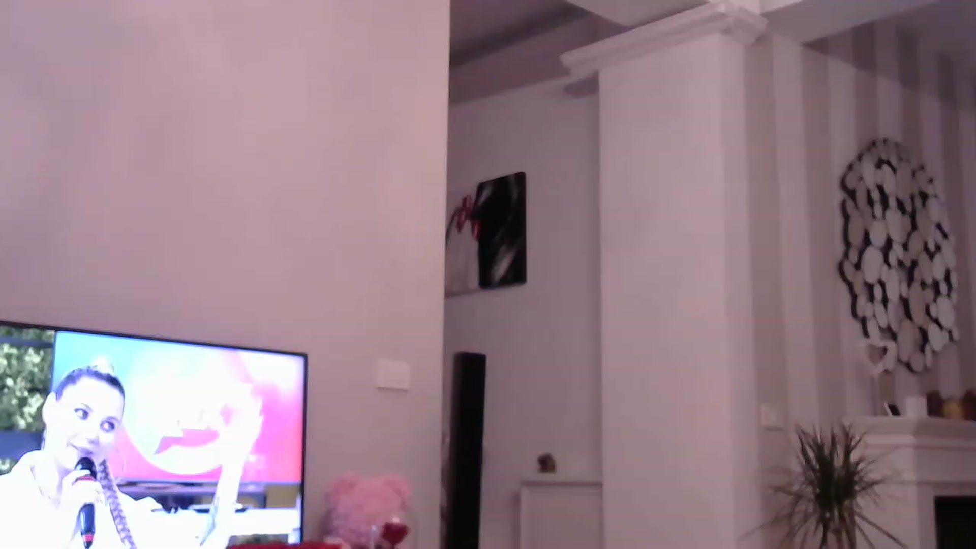 Gallery image thumbnail from Missy_alena's myfreecams stream on, 06/09/2023, 01:31 image 7 of 20