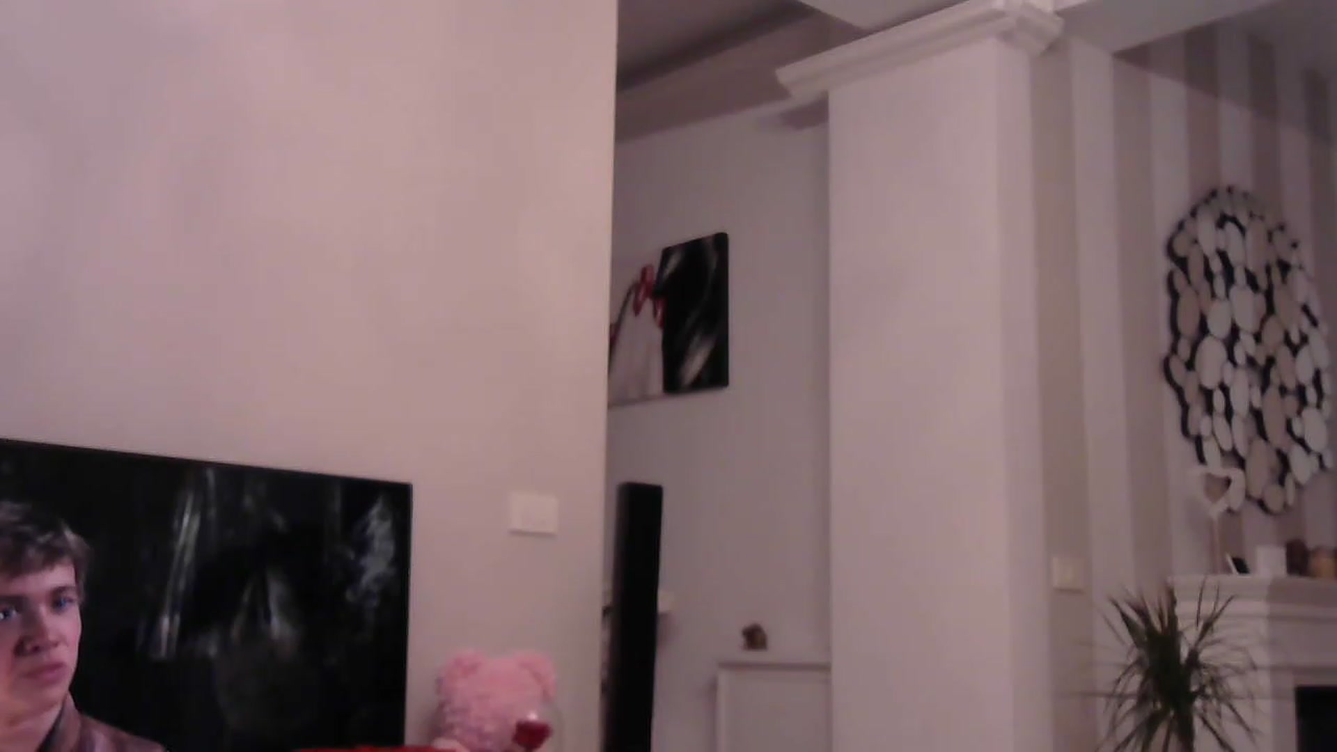 Gallery image thumbnail from Missy_alena's myfreecams stream on, 06/18/2023, 24:34 image 14 of 20
