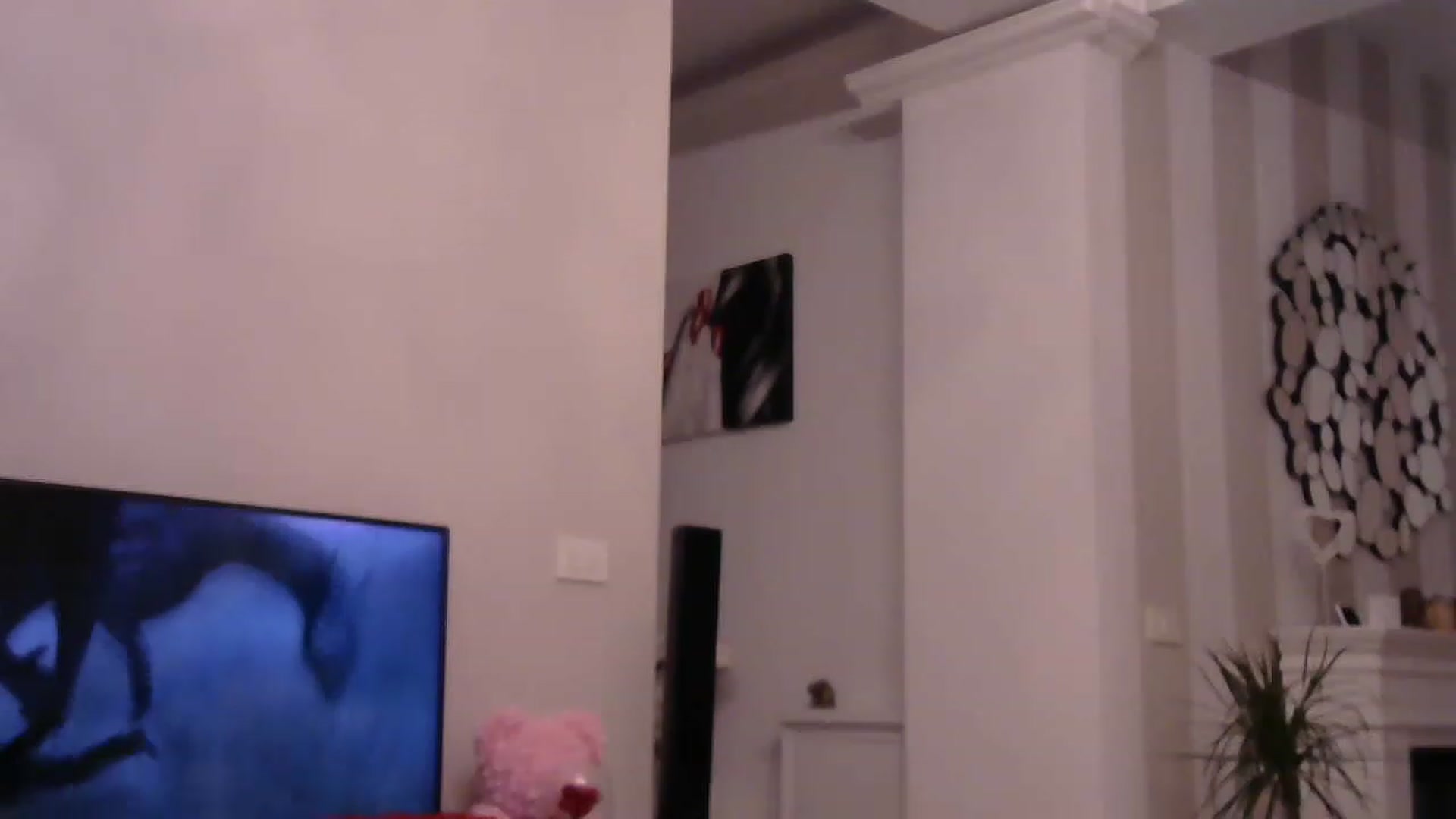Gallery image thumbnail from Missy_alena's myfreecams stream on, 06/18/2023, 24:34 image 18 of 20