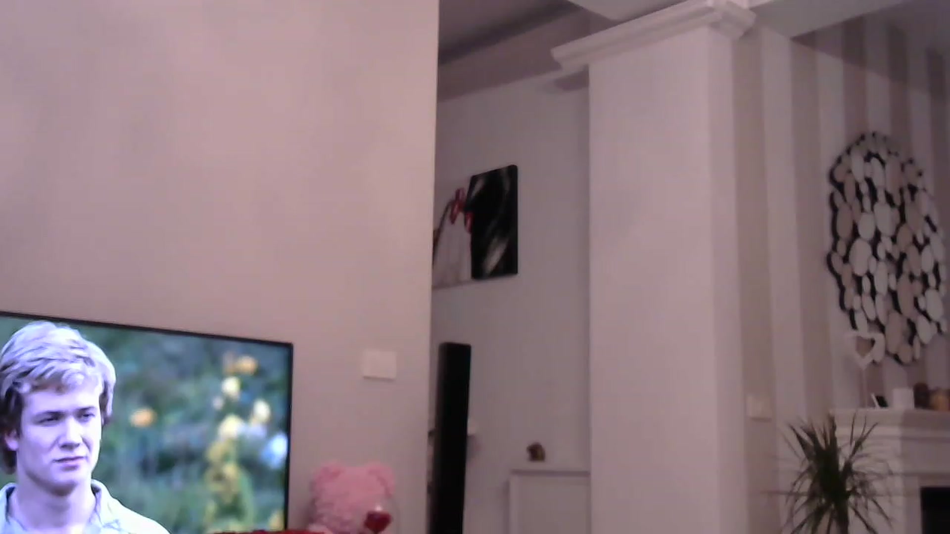 Gallery image thumbnail from Missy_alena's myfreecams stream on, 06/18/2023, 24:34 image 8 of 20