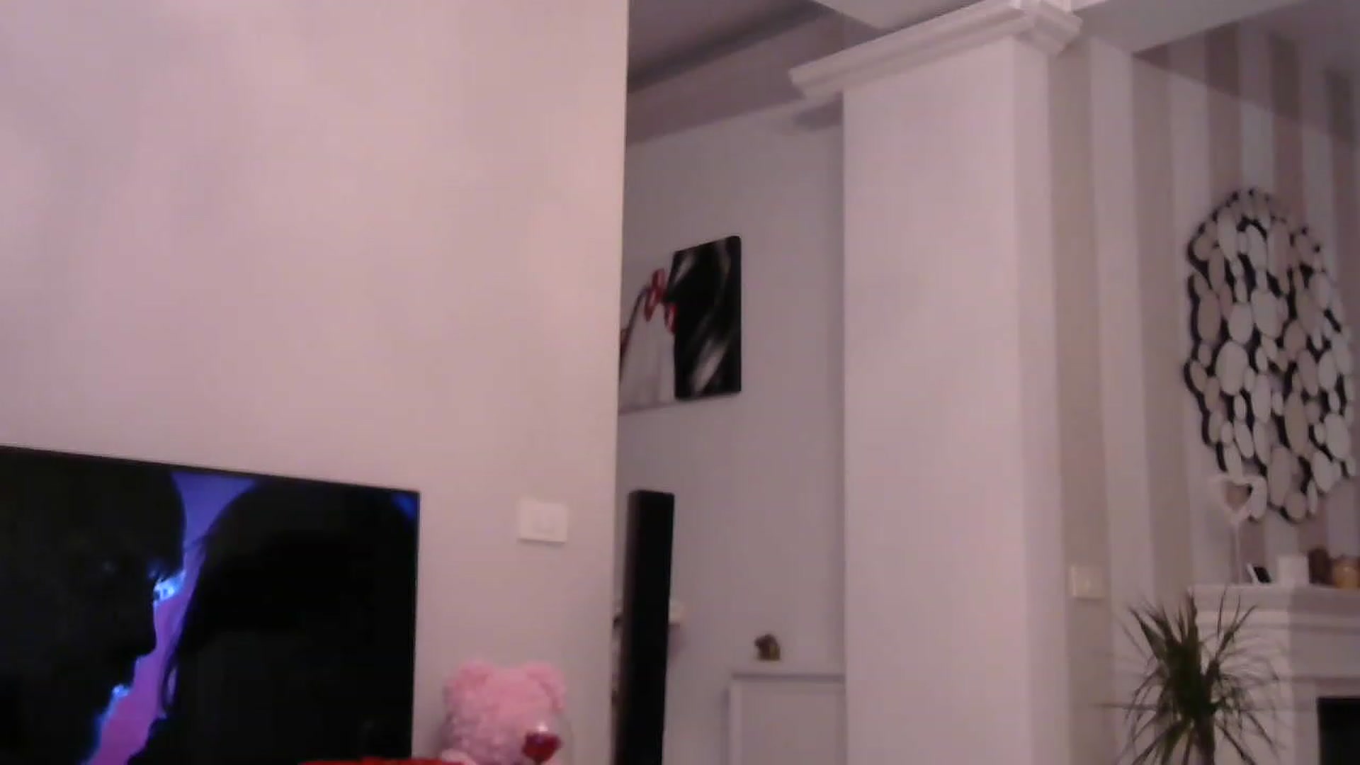 Gallery image thumbnail from Missy_alena's myfreecams stream on, 06/18/2023, 24:34 image 3 of 20