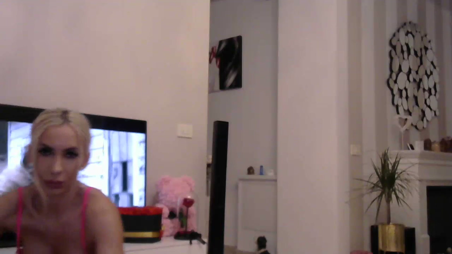 Gallery image thumbnail from Missy_alena's myfreecams stream on, 07/20/2023, 23:20 image 4 of 20