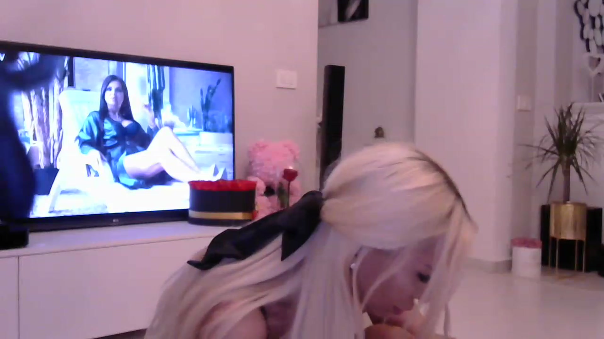 Gallery image thumbnail from Missy_alena's myfreecams stream on, 07/27/2023, 23:30 image 20 of 20
