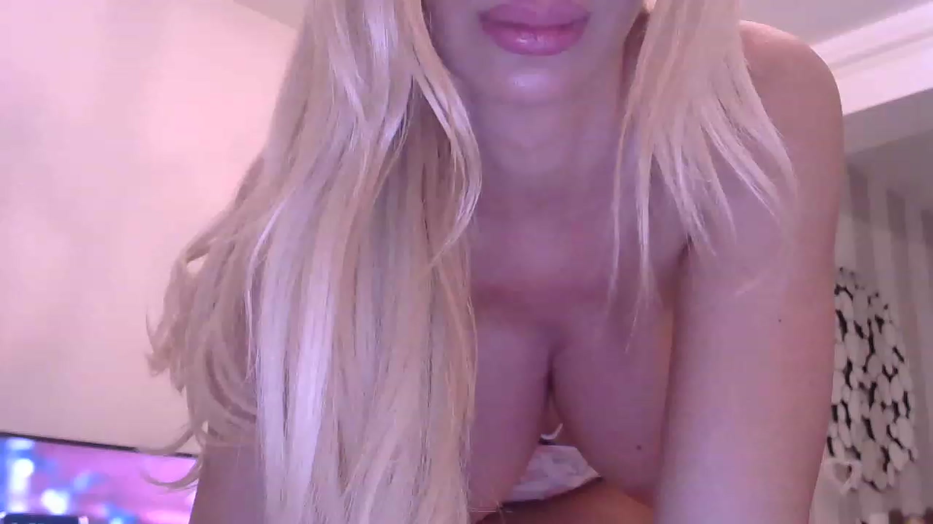 Gallery image thumbnail from Missy_alena's myfreecams stream on, 07/28/2023, 23:50 image 5 of 20