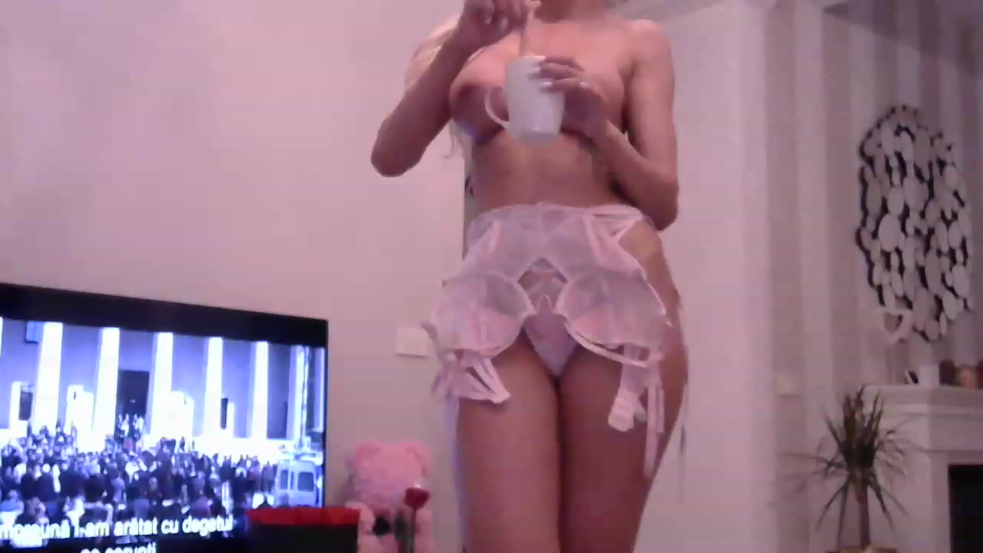 Gallery image thumbnail from Missy_alena's myfreecams stream on, 07/28/2023, 23:50 image 13 of 20