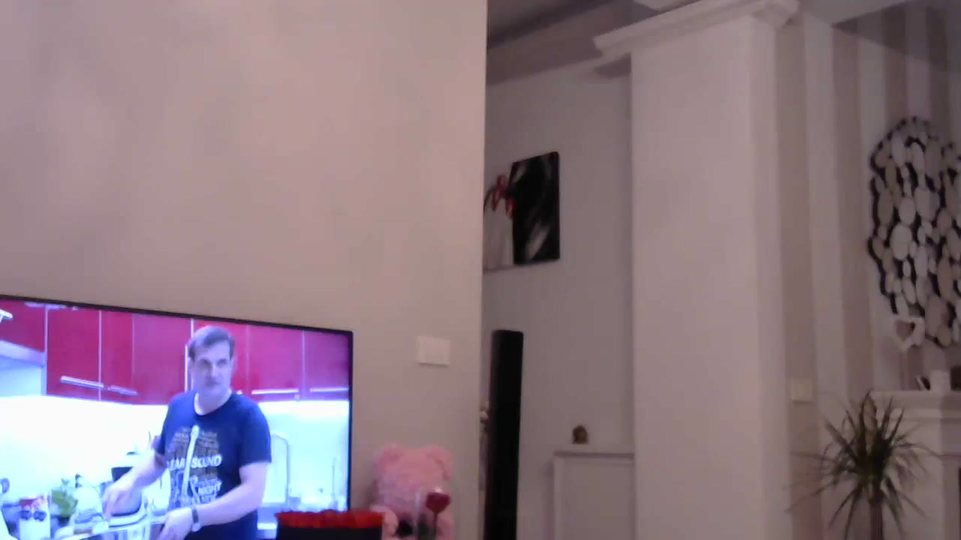 Gallery image thumbnail from Missy_alena's myfreecams stream on, 08/03/2023, 01:17 image 4 of 20