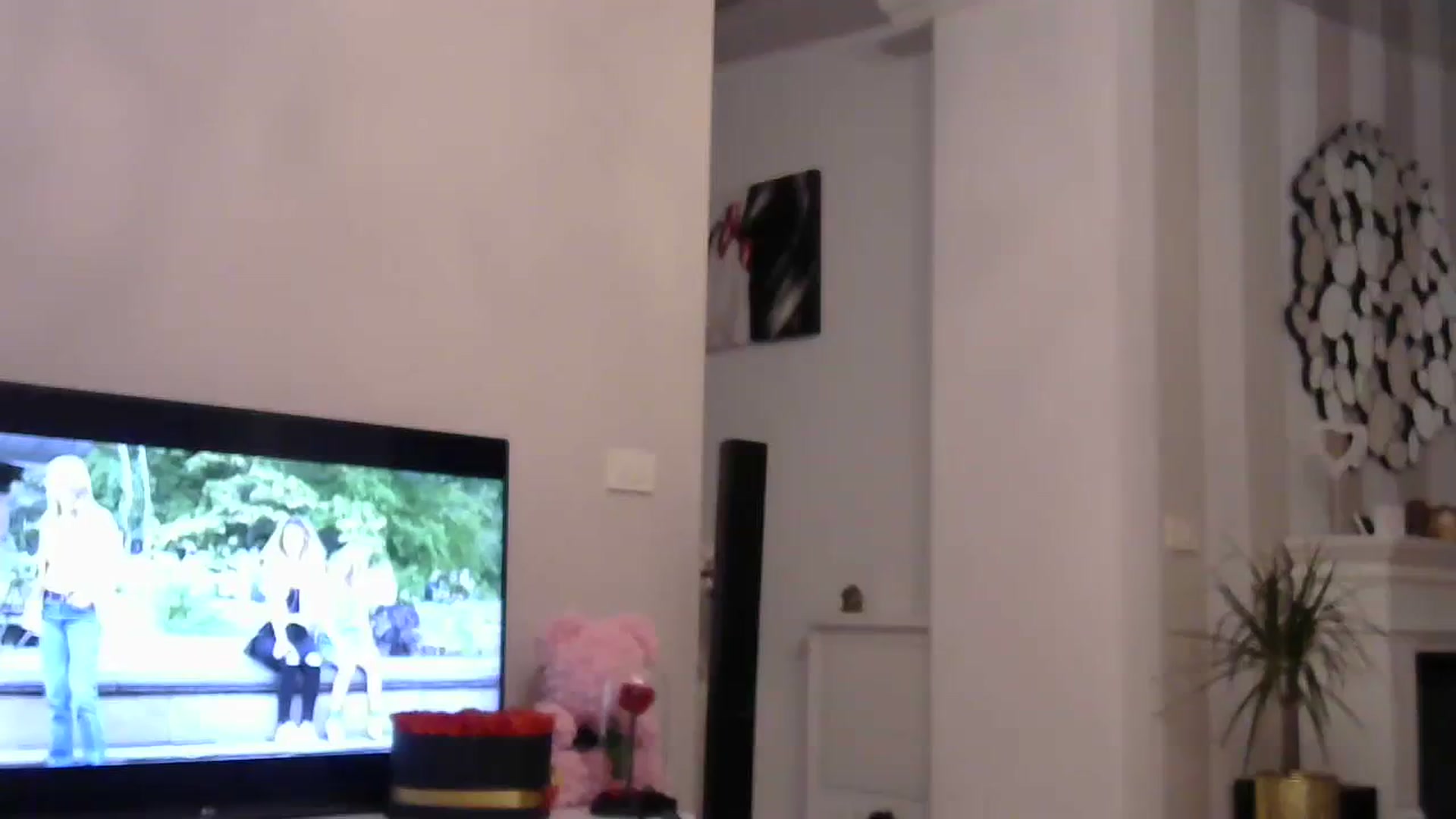 Gallery image thumbnail from Missy_alena's myfreecams stream on, 08/06/2023, 22:53 image 13 of 20