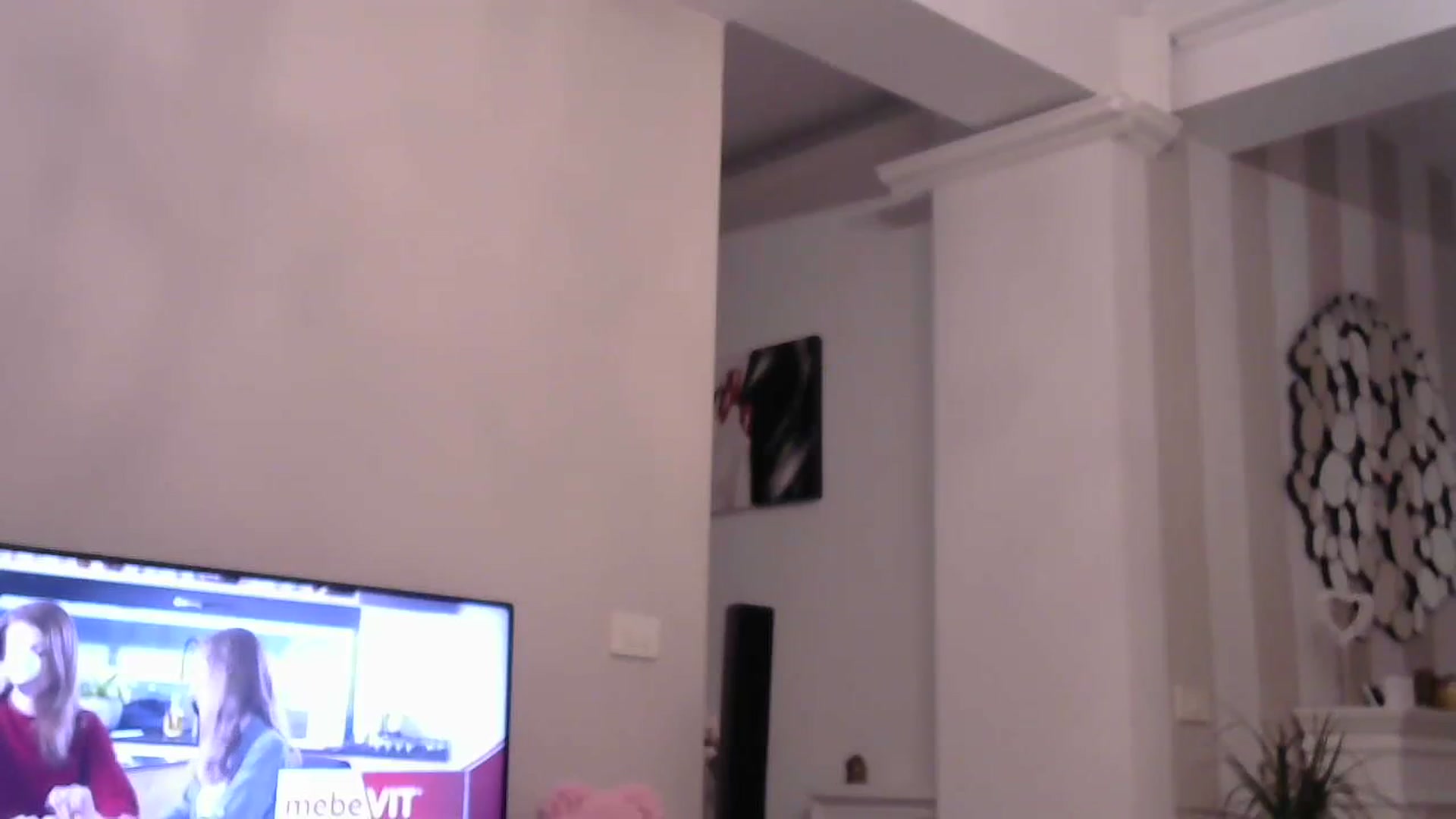 Gallery image thumbnail from Missy_alena's myfreecams stream on, 08/07/2023, 22:16 image 10 of 20