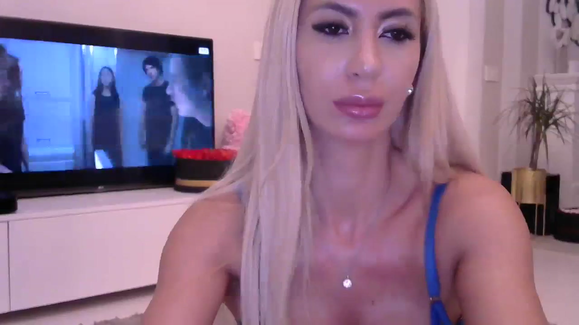 Gallery image thumbnail from Missy_alena's myfreecams stream on, 09/02/2023, 23:29 image 8 of 20