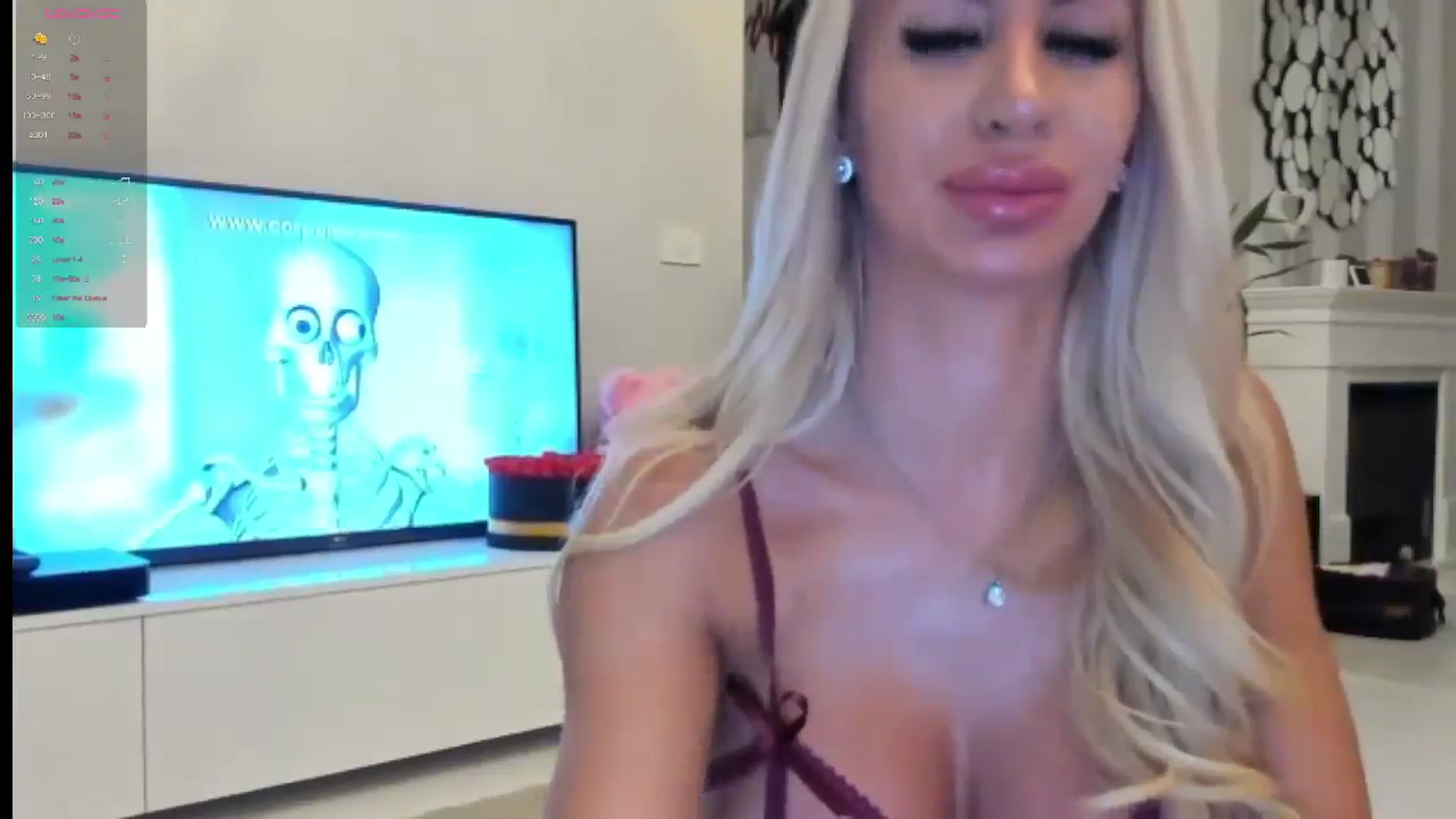 Gallery image thumbnail from Missy_alena's myfreecams stream on, 03/25/2024, 22:33 image 14 of 20