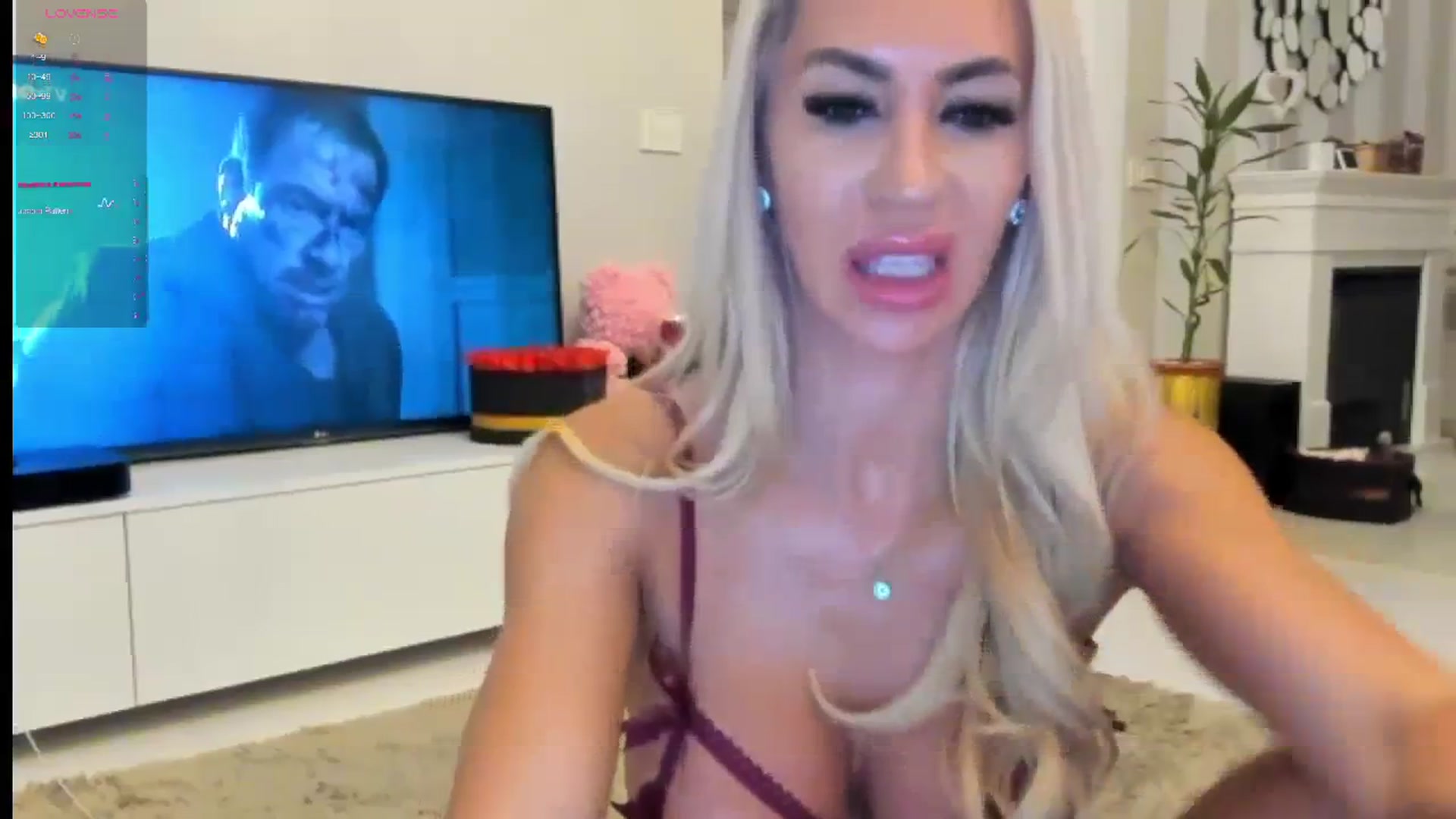 Gallery image thumbnail from Missy_alena's myfreecams stream on, 03/25/2024, 22:33 image 20 of 20