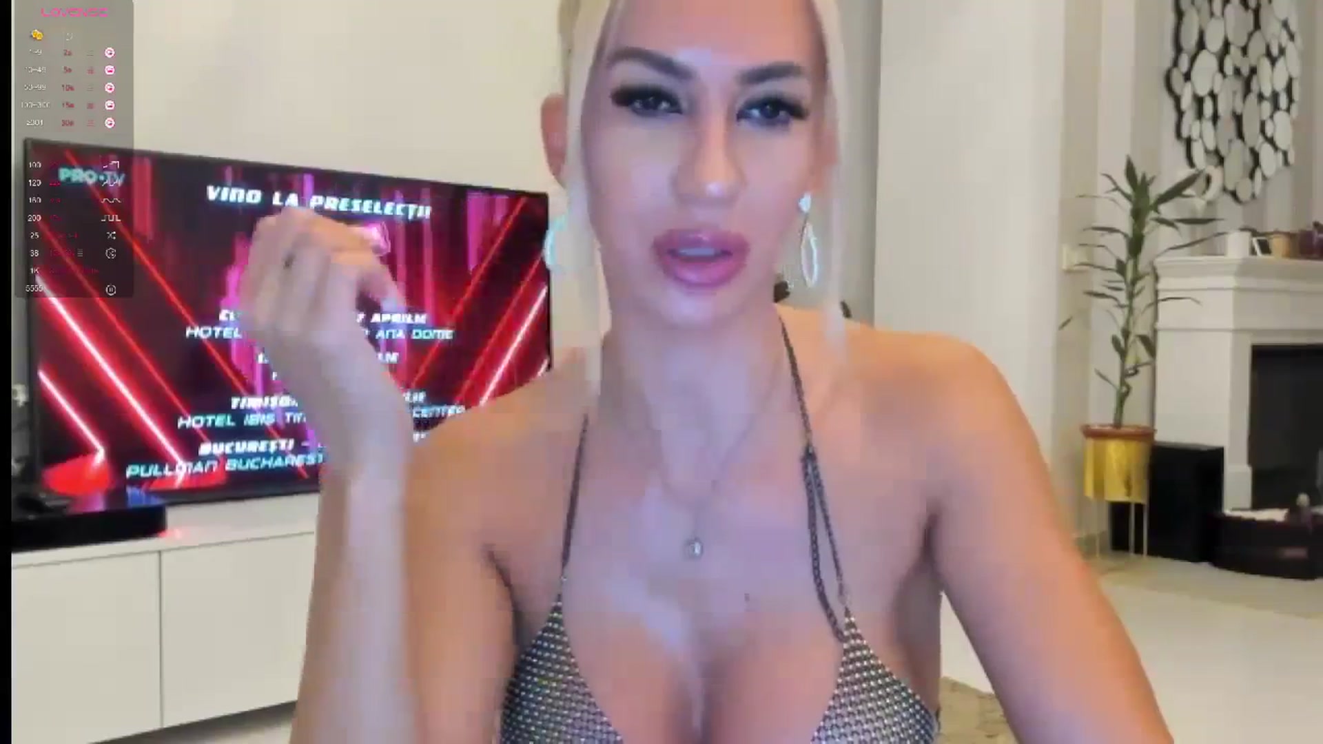 Gallery image thumbnail from Missy_alena's myfreecams stream on, 04/05/2024, 20:34 image 2 of 20
