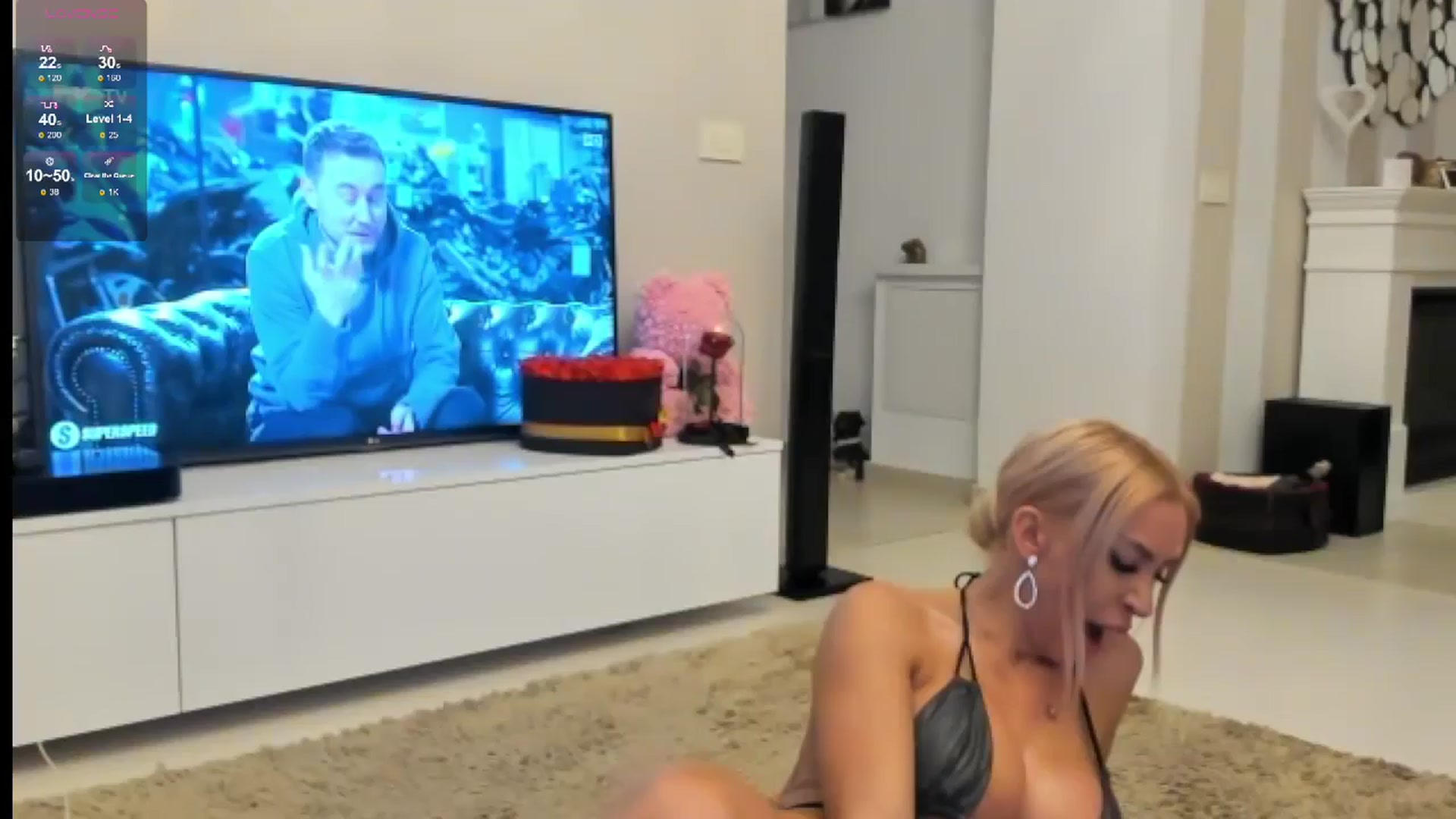 Gallery image thumbnail from Missy_alena's myfreecams stream on, 06/07/2024, 24:49 image 10 of 20