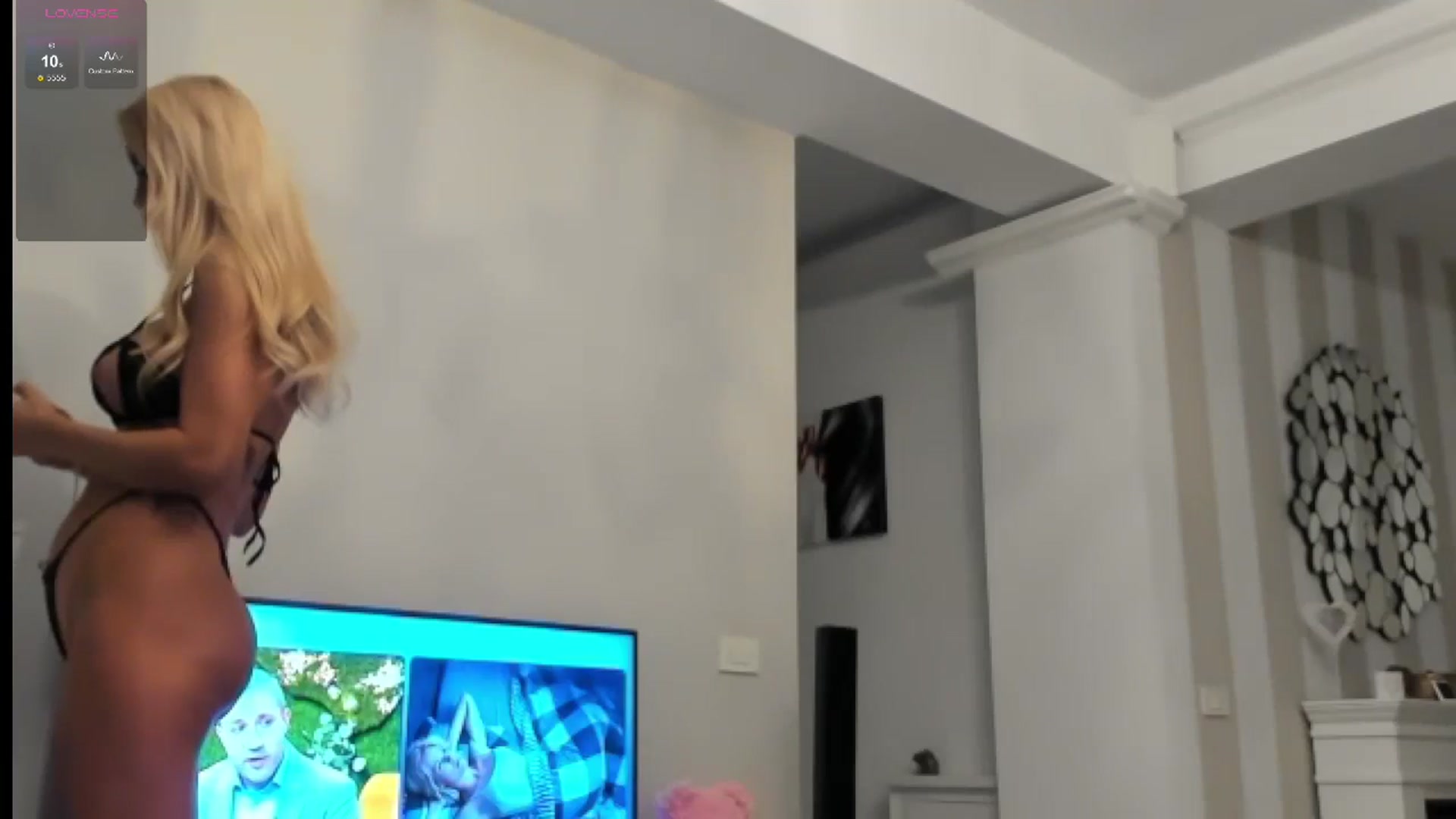Gallery image thumbnail from Missy_alena's myfreecams stream on, 06/18/2024, 01:00 image 17 of 20