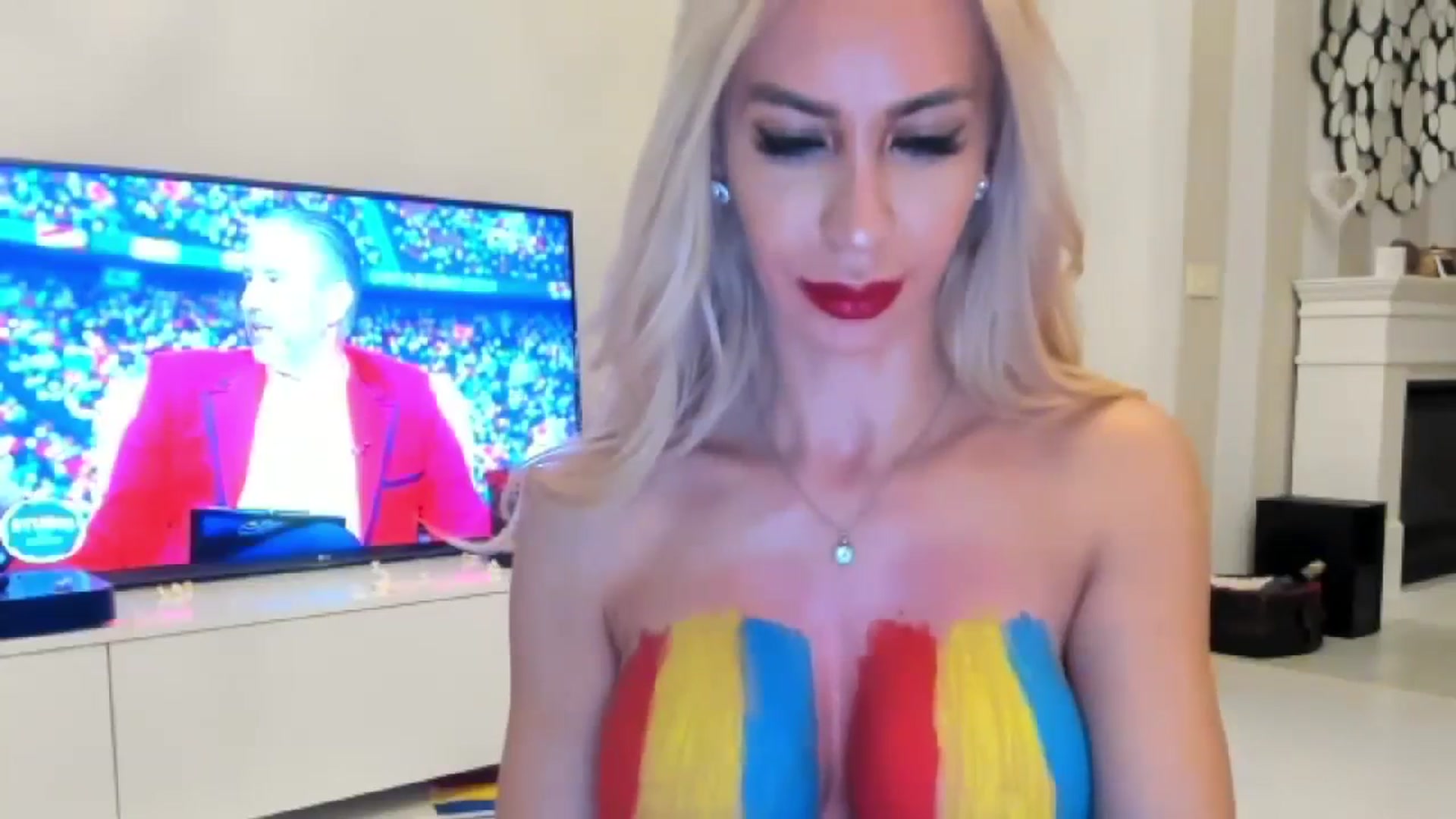 Gallery image thumbnail from Missy_alena's myfreecams stream on, 06/22/2024, 22:28 image 6 of 20