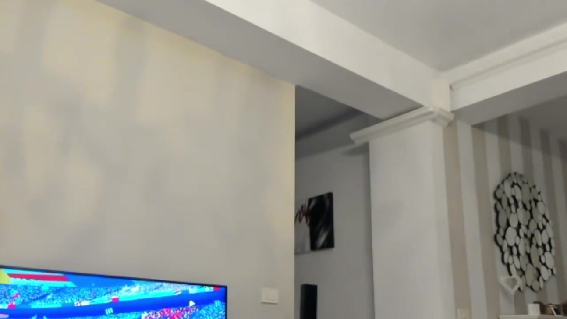 Gallery image thumbnail from Missy_alena's myfreecams stream on, 06/22/2024, 22:28 image 15 of 20