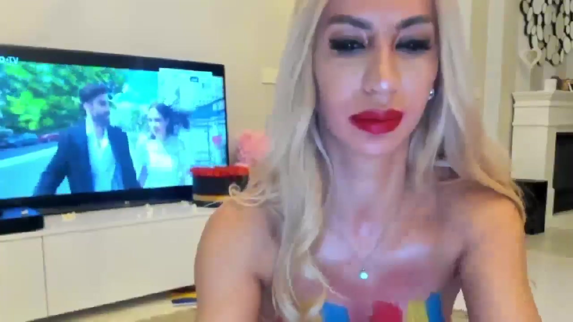 Gallery image thumbnail from Missy_alena's myfreecams stream on, 06/22/2024, 22:28 image 3 of 20