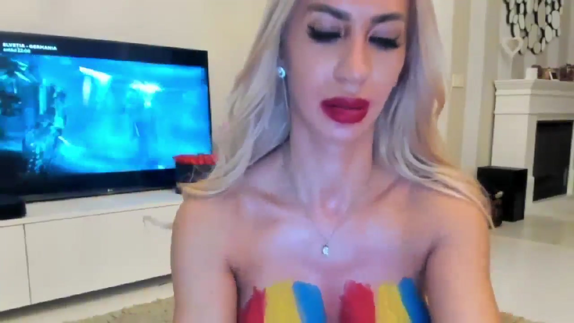 Gallery image thumbnail from Missy_alena's myfreecams stream on, 06/23/2024, 24:10 image 5 of 20