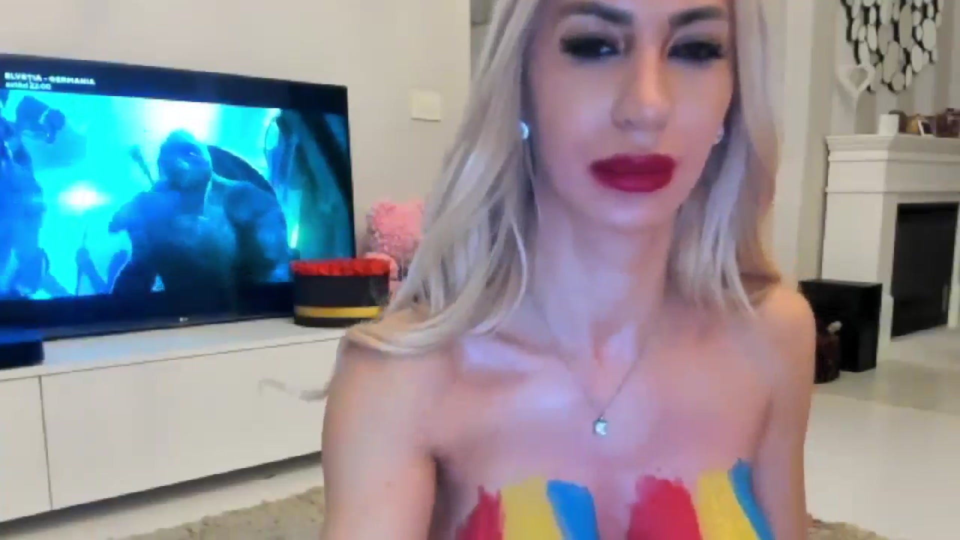 Gallery image thumbnail from Missy_alena's myfreecams stream on, 06/23/2024, 24:10 image 7 of 20