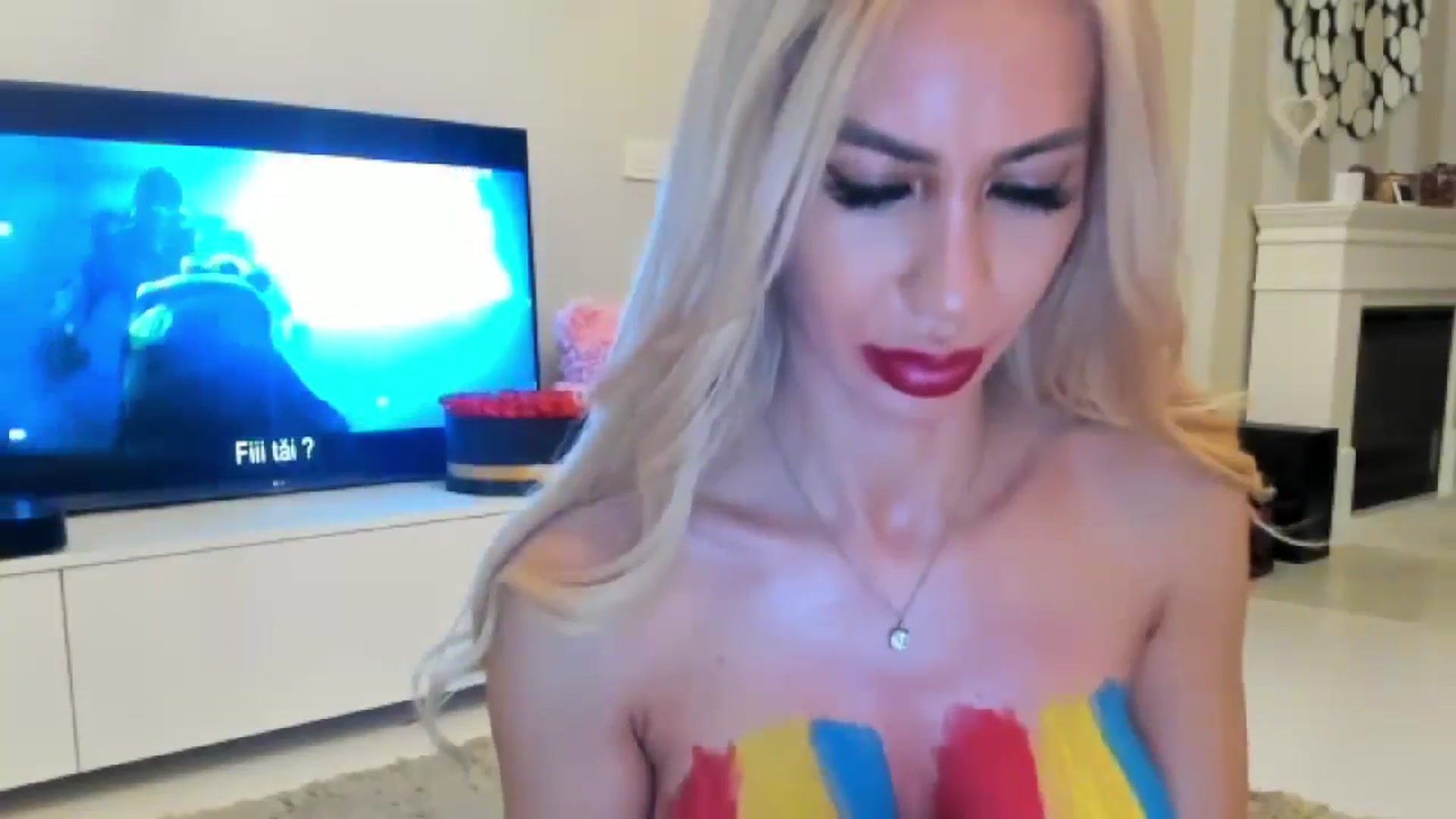 Gallery image thumbnail from Missy_alena's myfreecams stream on, 06/23/2024, 24:10 image 4 of 20
