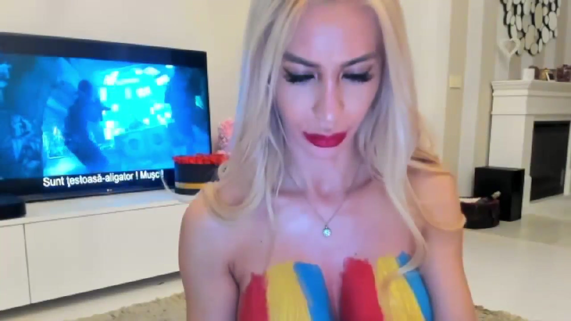 Gallery image thumbnail from Missy_alena's myfreecams stream on, 06/23/2024, 24:10 image 3 of 20