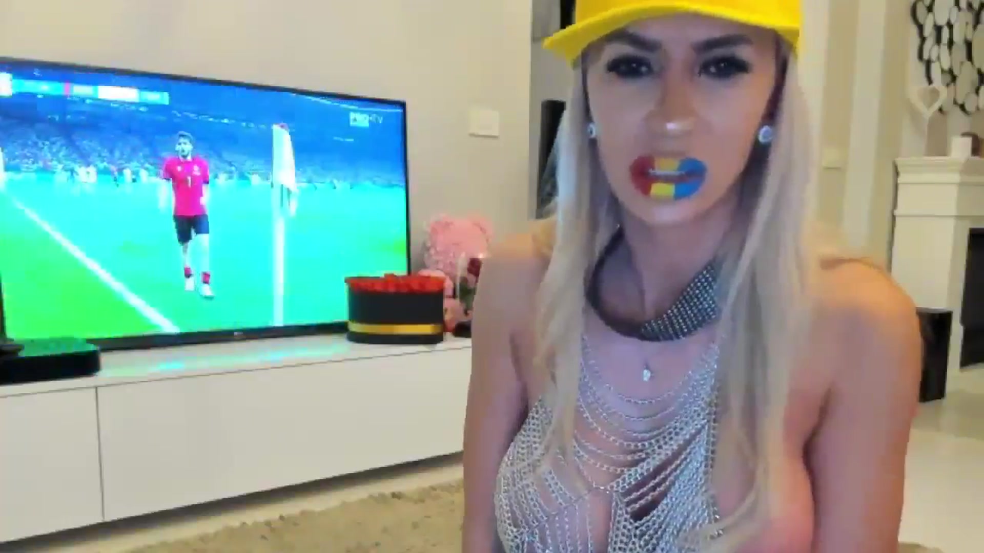 Gallery image thumbnail from Missy_alena's myfreecams stream on, 06/26/2024, 20:40 image 20 of 20