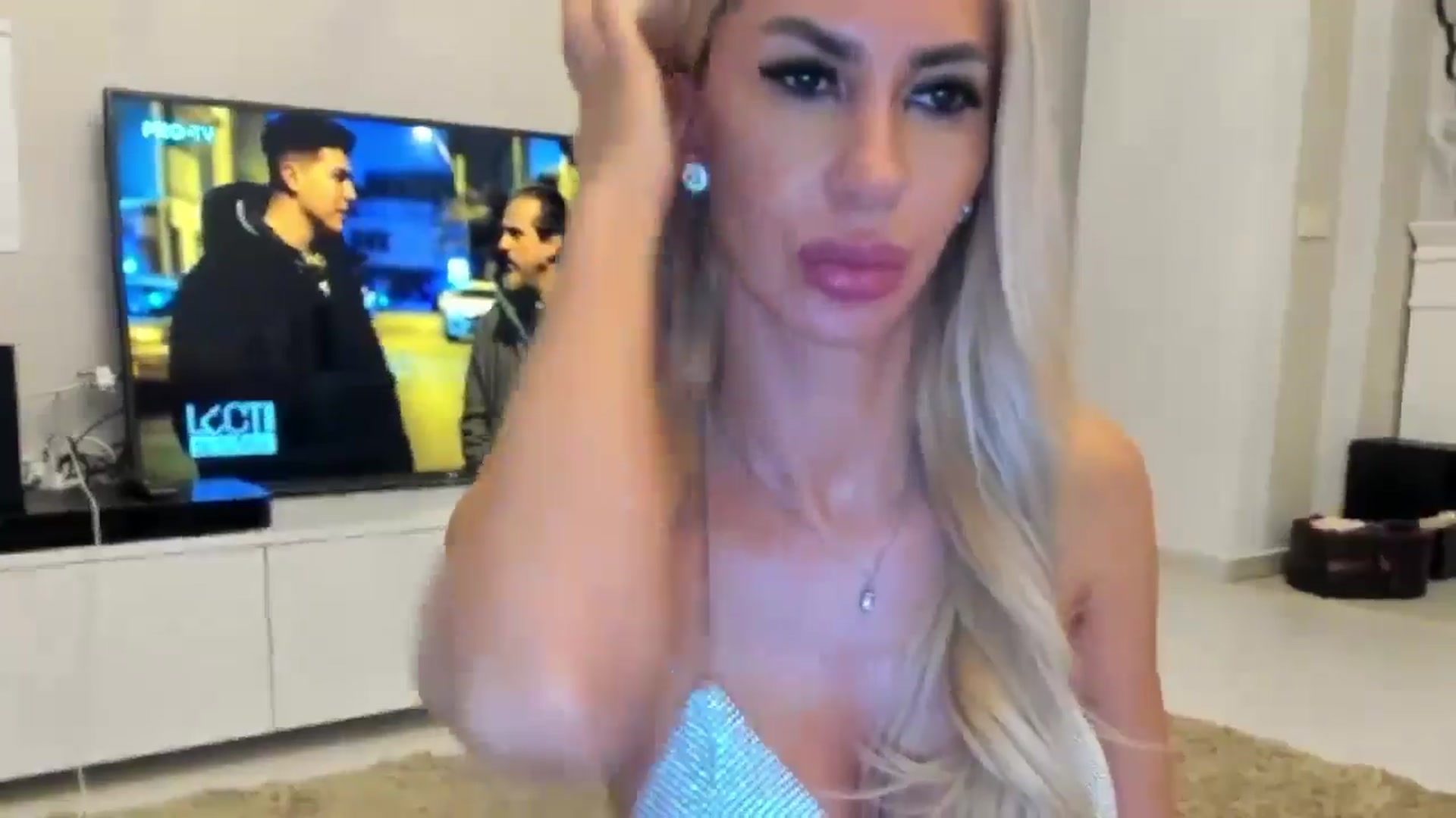 Gallery image thumbnail from Missy_alena's myfreecams stream on, 07/03/2024, 02:37 image 13 of 20