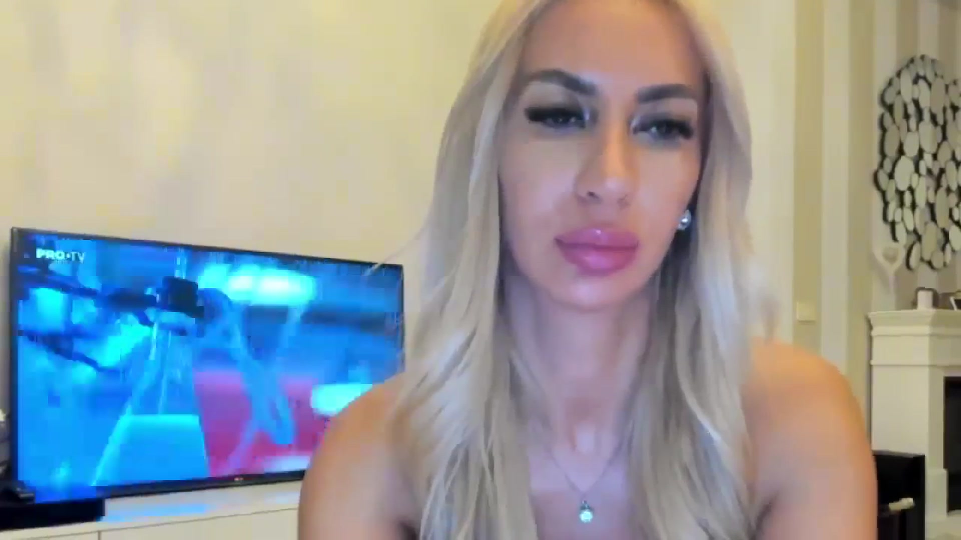 Gallery image thumbnail from Missy_alena's myfreecams stream on, 07/08/2024, 02:02 image 7 of 20