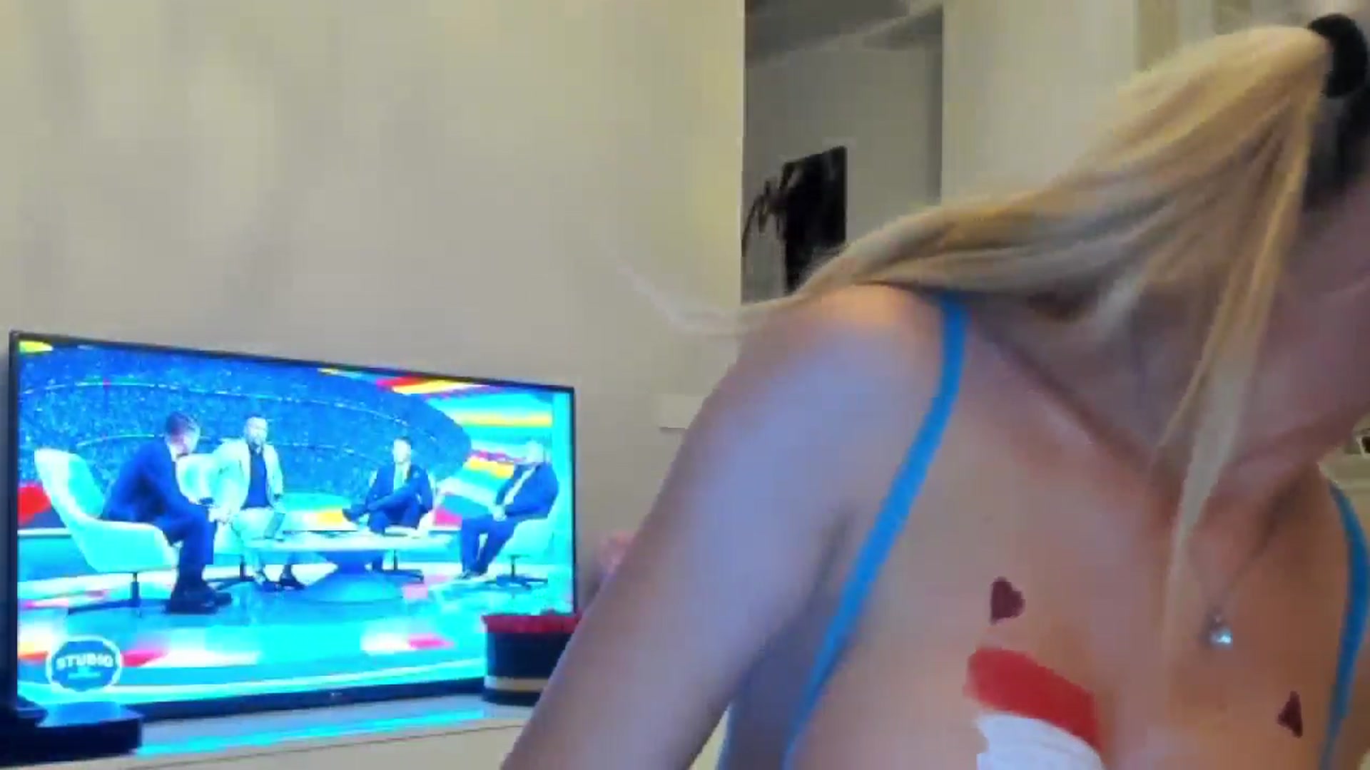 Gallery image thumbnail from Missy_alena's myfreecams stream on, 07/10/2024, 21:41 image 14 of 20