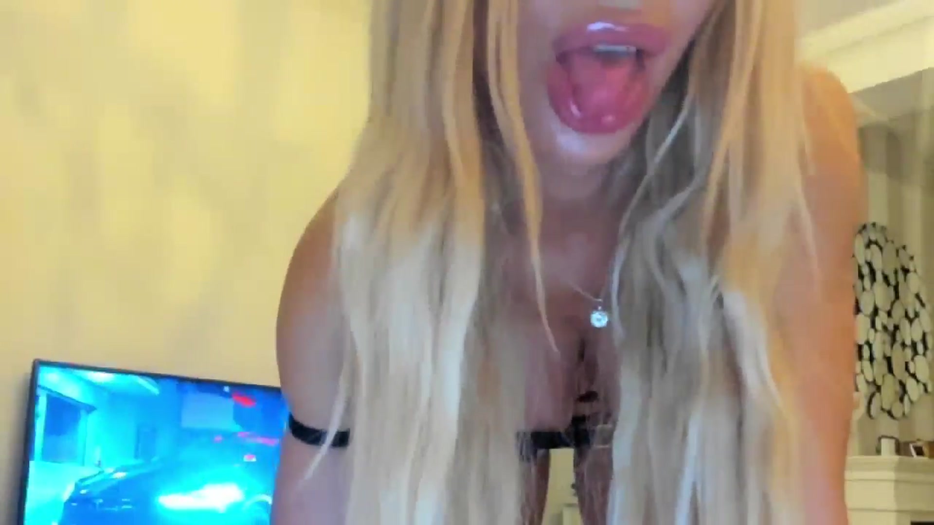 Gallery image thumbnail from Missy_alena's myfreecams stream on, 07/16/2024, 20:15 image 8 of 20
