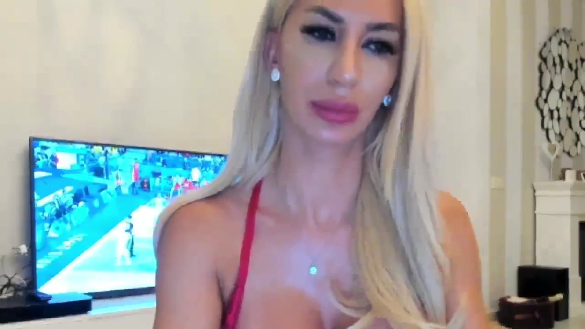 Gallery image thumbnail from Missy_alena's myfreecams stream on, 07/27/2024, 22:31 image 14 of 20
